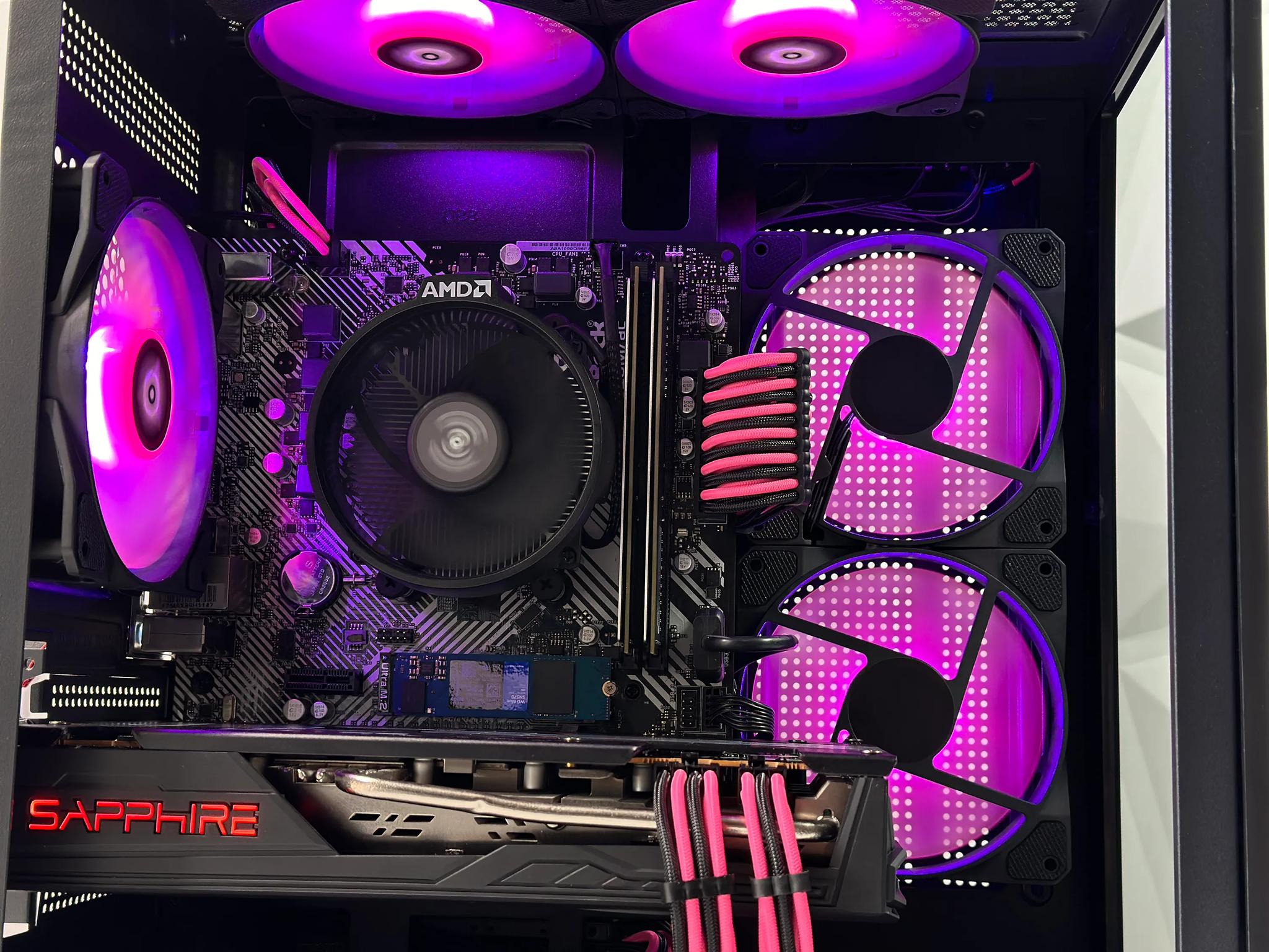 🩷🧁Buu🍧AMD RX 5700 XT 8GB 🍧AMD Ryzen 5 3500X 6 core🍧16GB DDR4🍧750GB SSD