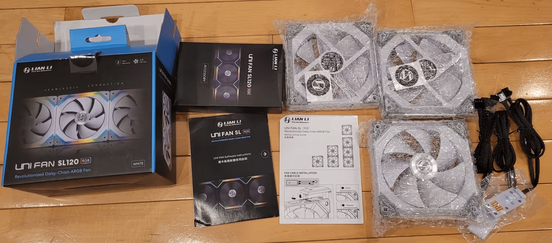 Lian Li UNI FAN SL120 3-Pack Daisy-Chain ARGB Case Fan with Controller - White