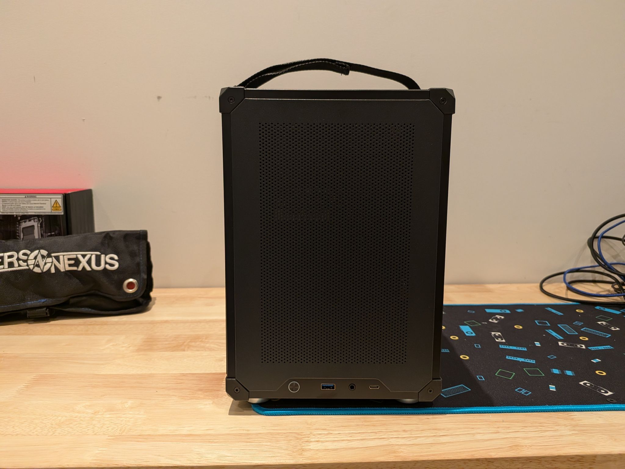1080p Budget Blackout - RTX 3050, Ryzen 5 5500, 32 GB DDR4 RAM, 1 TB NVME