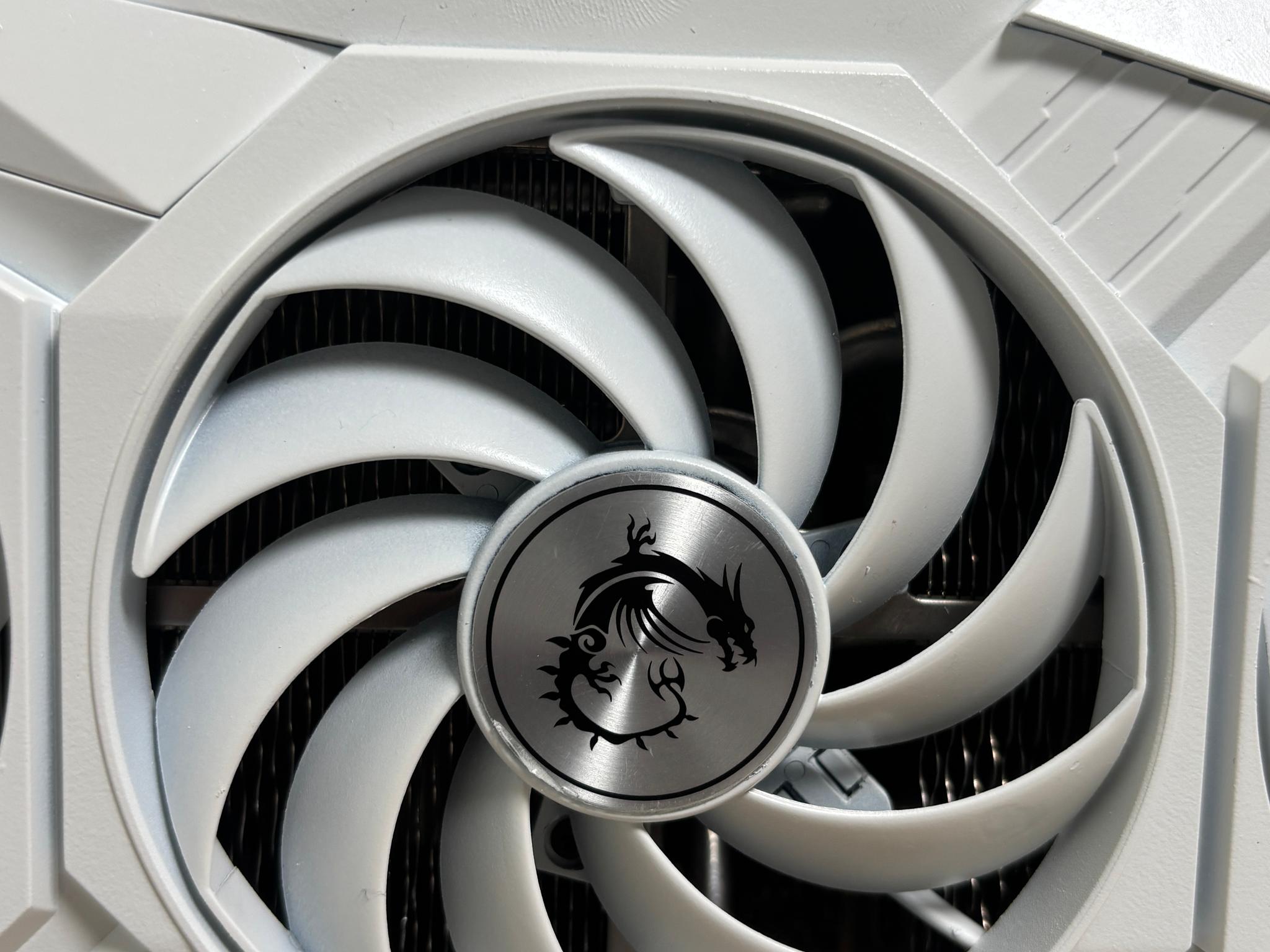 MSI GAMING X TRIO GeForce RTX 3070 Ti