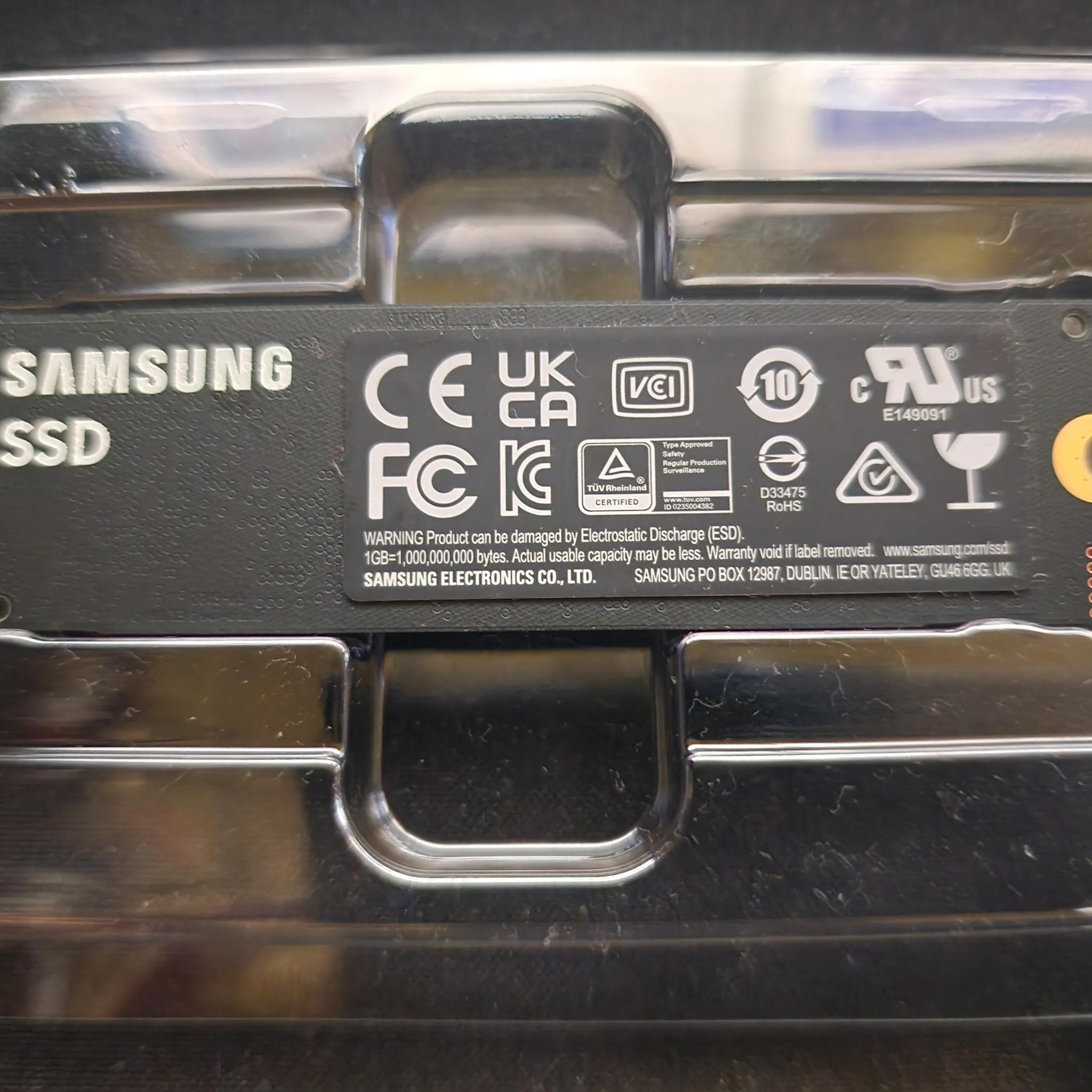 Samsung 990 PRO 2TB 4.0 NVMe SSD