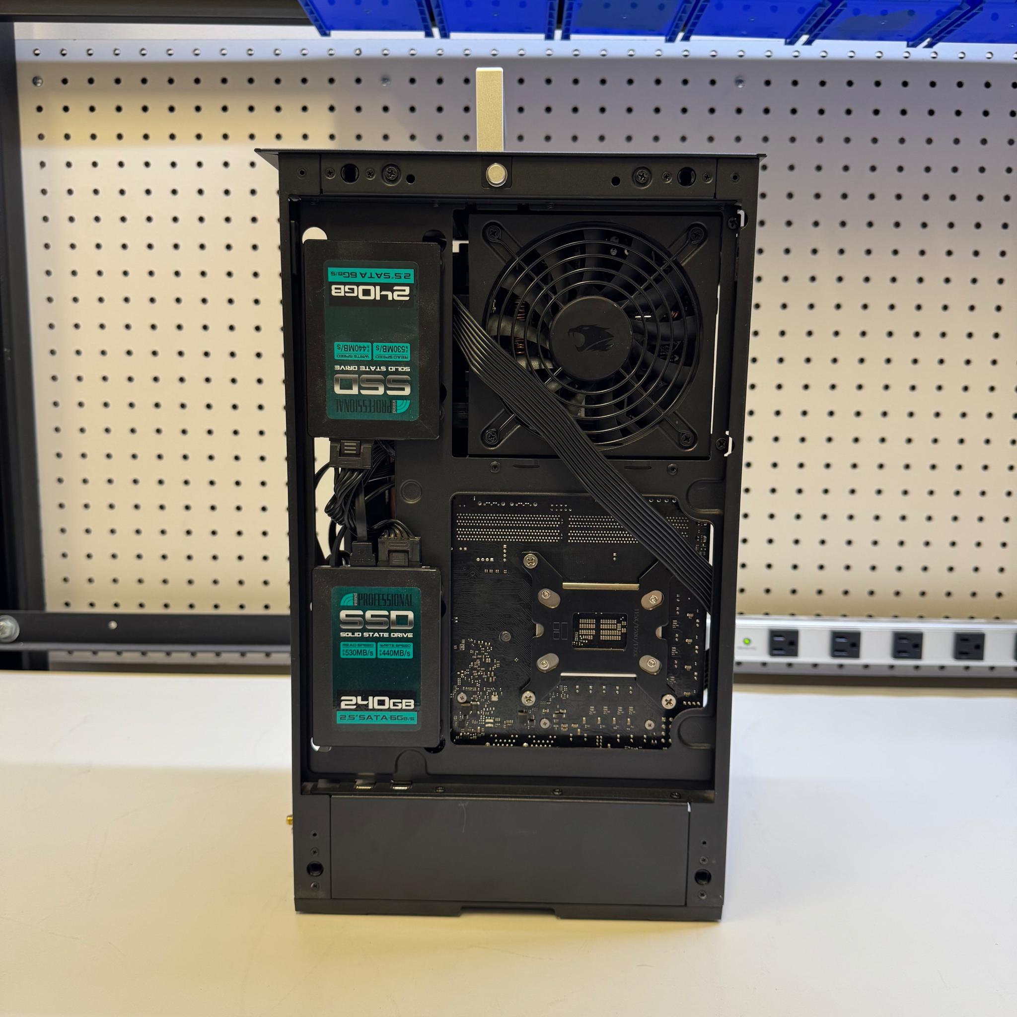 Budget SFF Gaming PC Intel i5 12600kf, RX 7600, 240 AIO Hyte Revolt