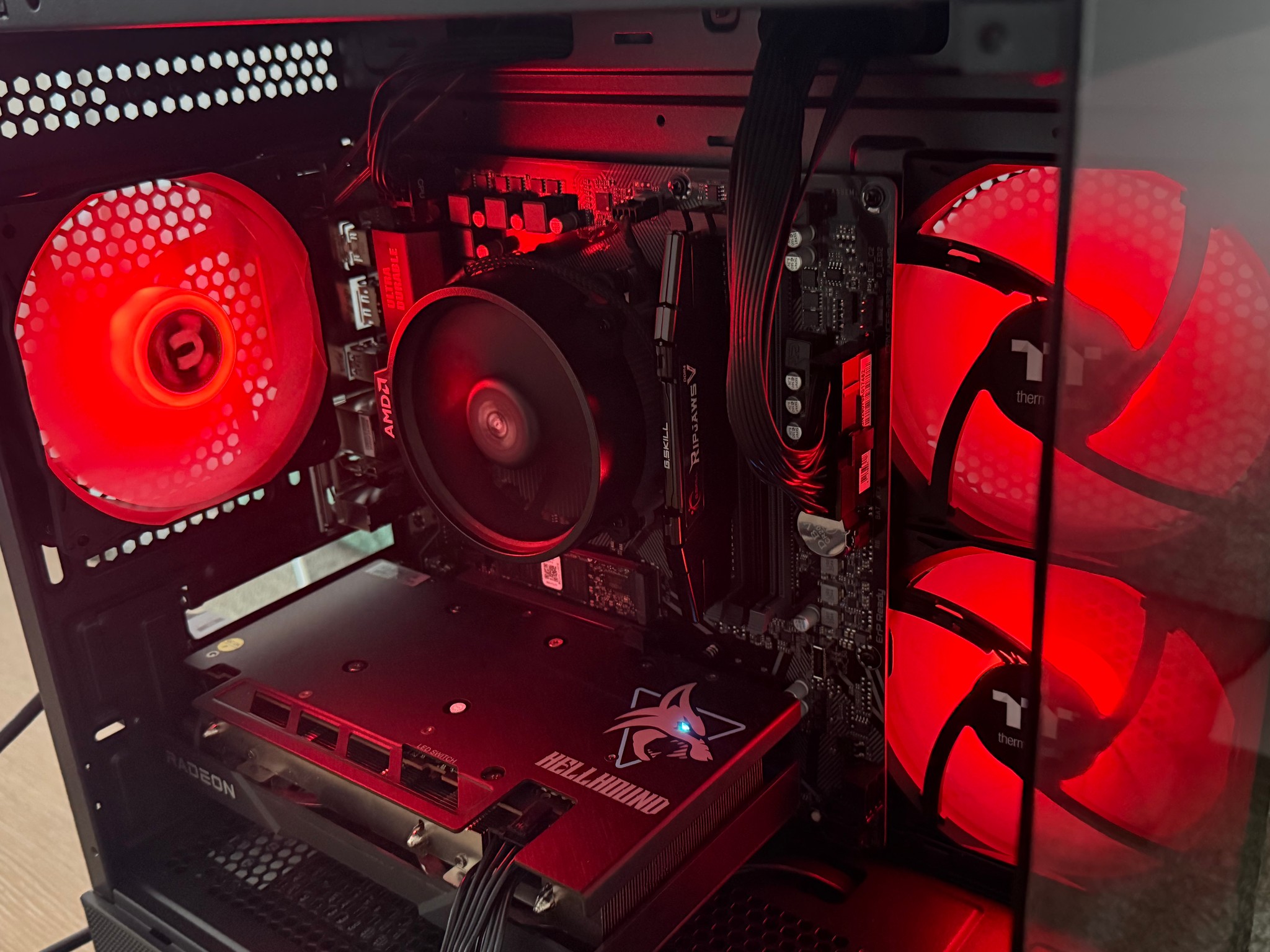 Ryzen 5 5500 | RX 6600 | 16GB DDR4 | 512GB NVMe