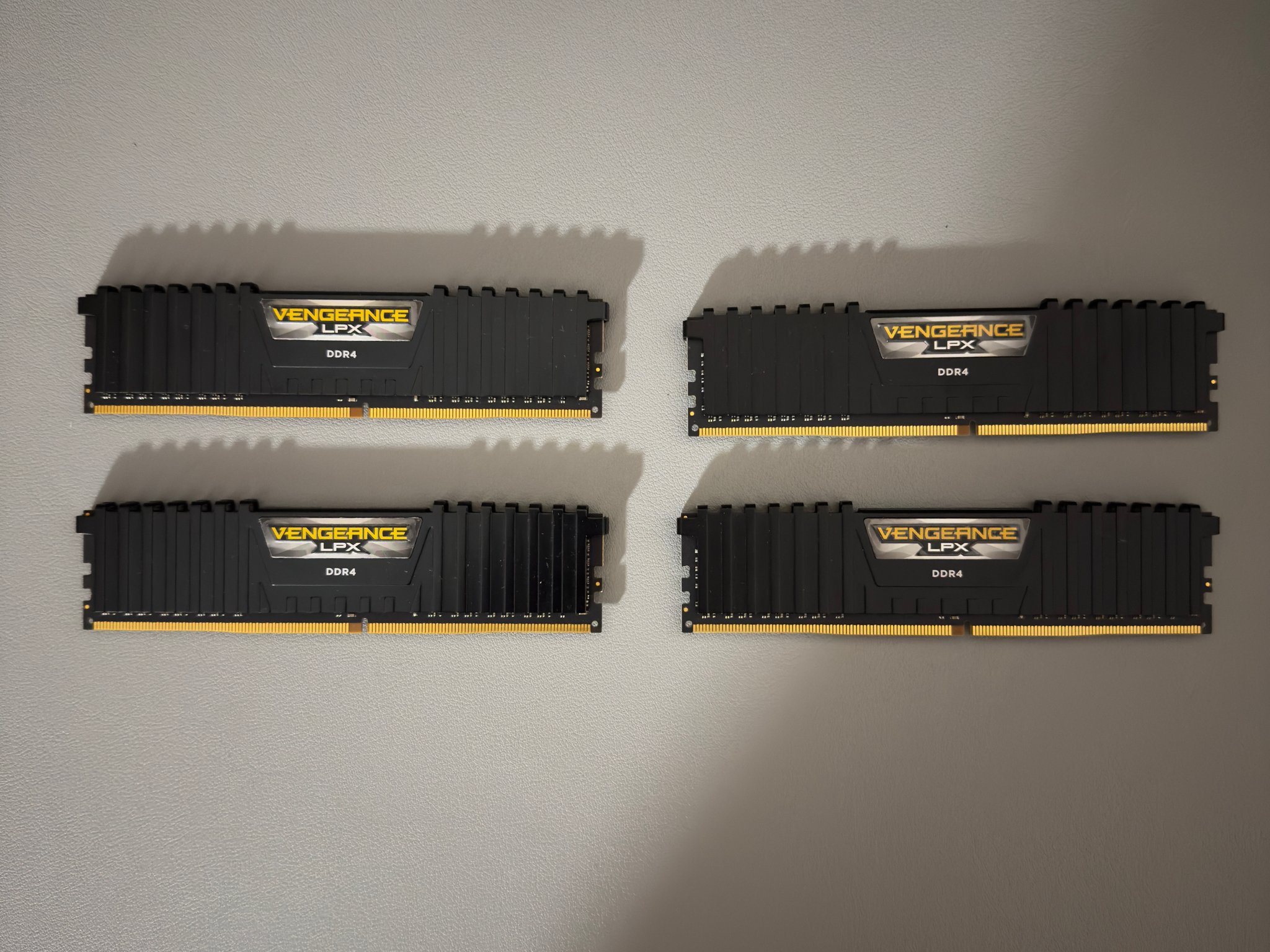 DDR4 RAM