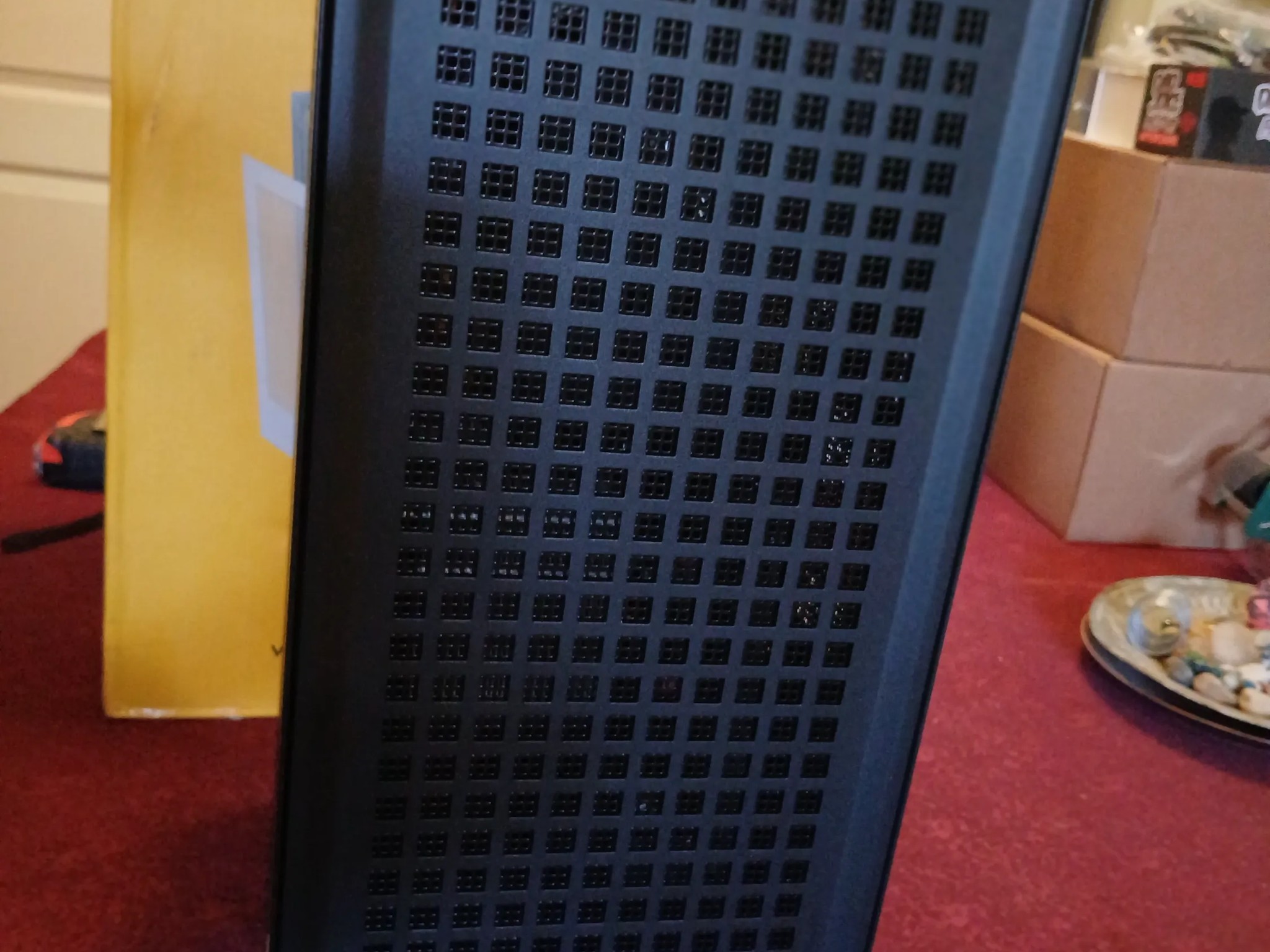 Gigabyte A620i AX itx, Ryzen 7500F, Corsair SF600, Hyte Revolt 3
