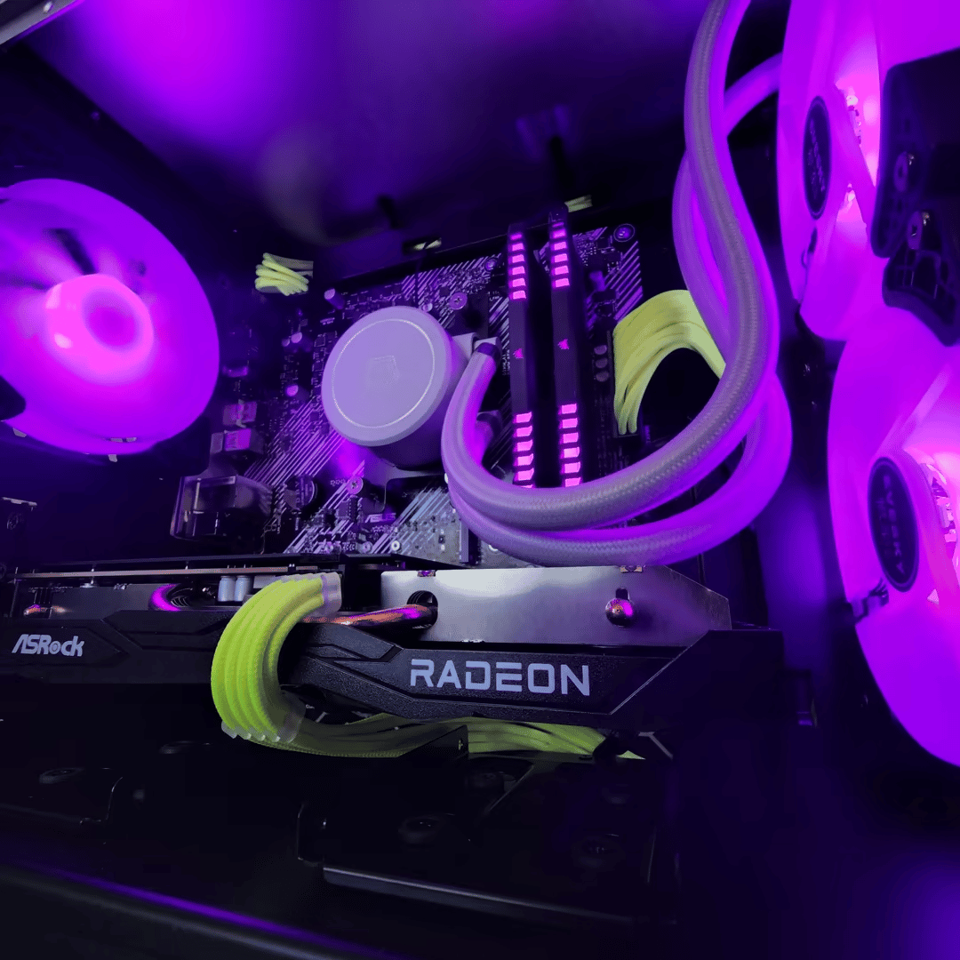 AMD Ryzen 5 3600 //  AMD Radeon RX 6600 8GB // Corsair Vengeance RGB 16GB 3200MHz