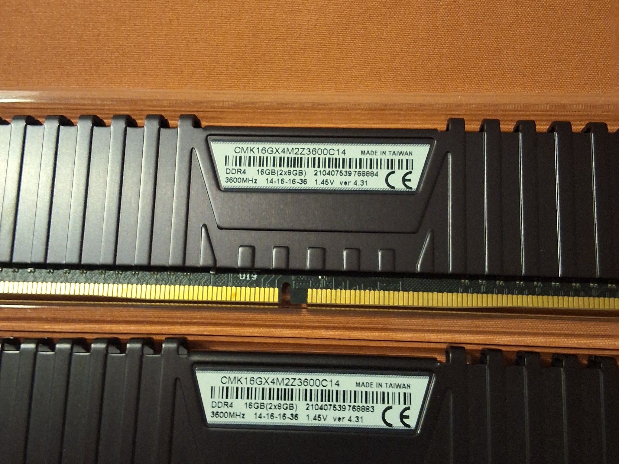 CORSAIR VENGEANCE LPX (2X8) 16GB DDR4 3600MHz CL14