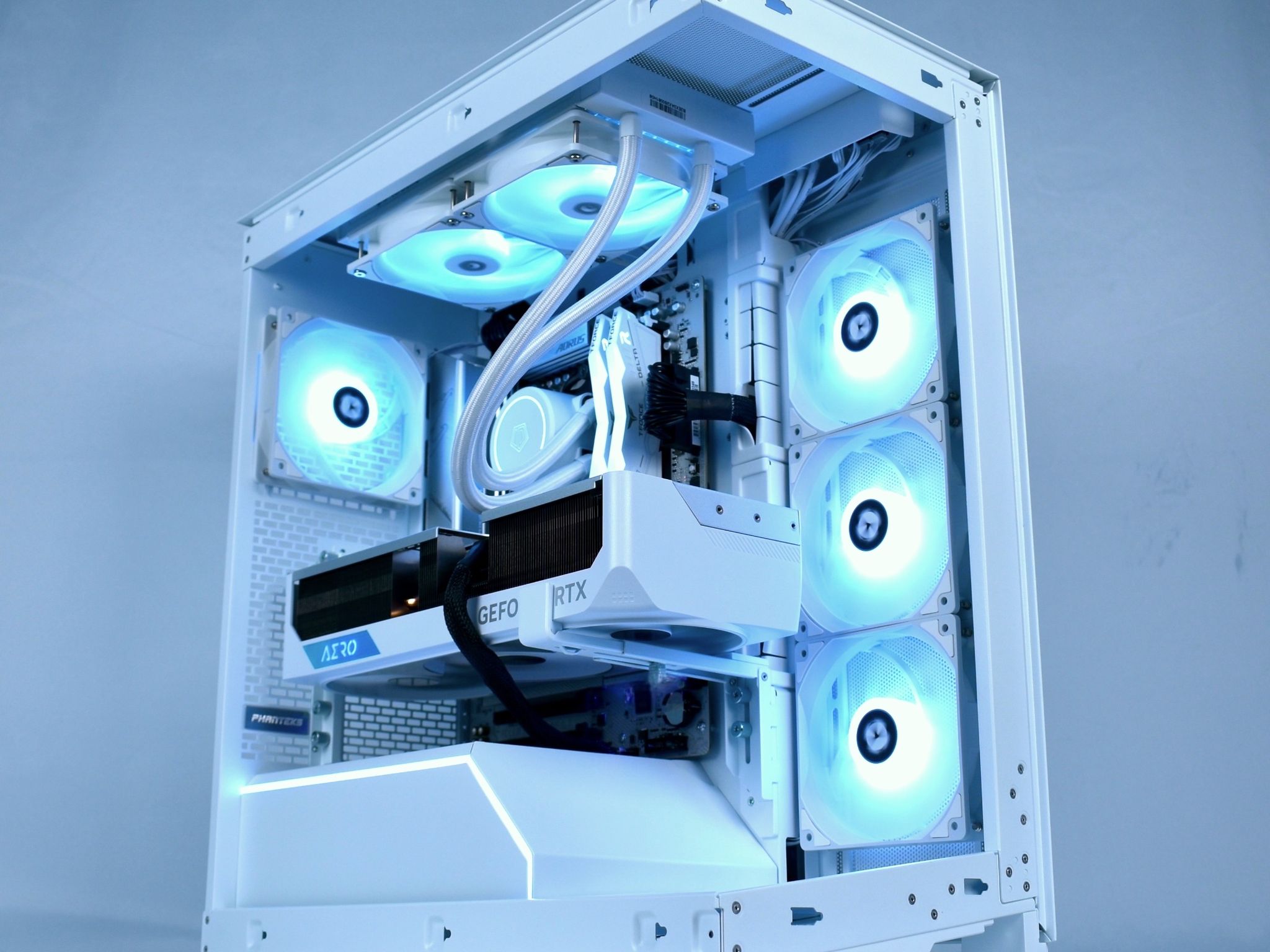 ⚡️GODLIKE⚡️4K Gaming/Streaming PC | Ryzen 7 7800X3D, NVIDIA RTX 4080 SUPER, 2TB SSD, 32GB DDR5 | W