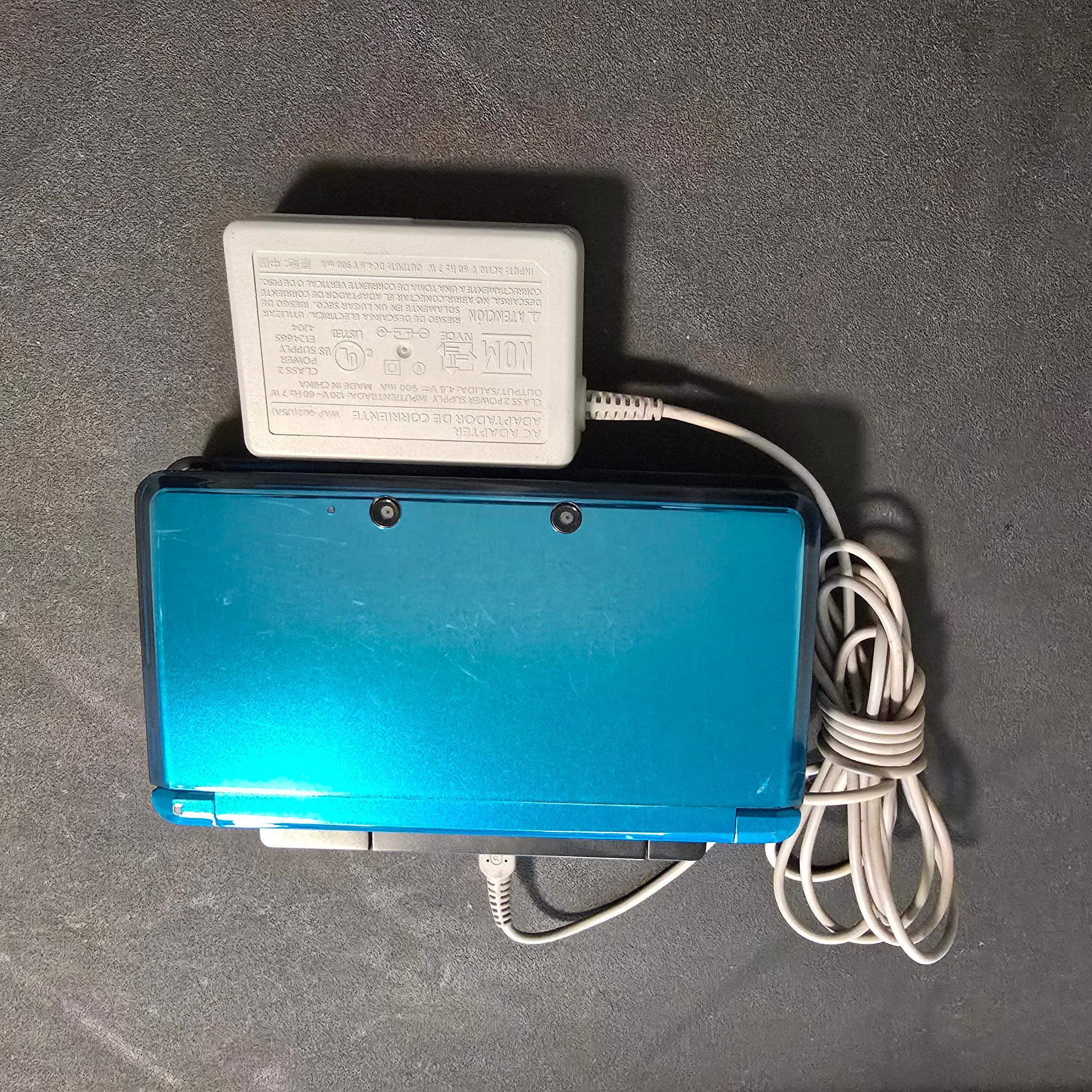 Nintendo 3DS (Custom Firmware) – 32GB – Homebrew Bundle