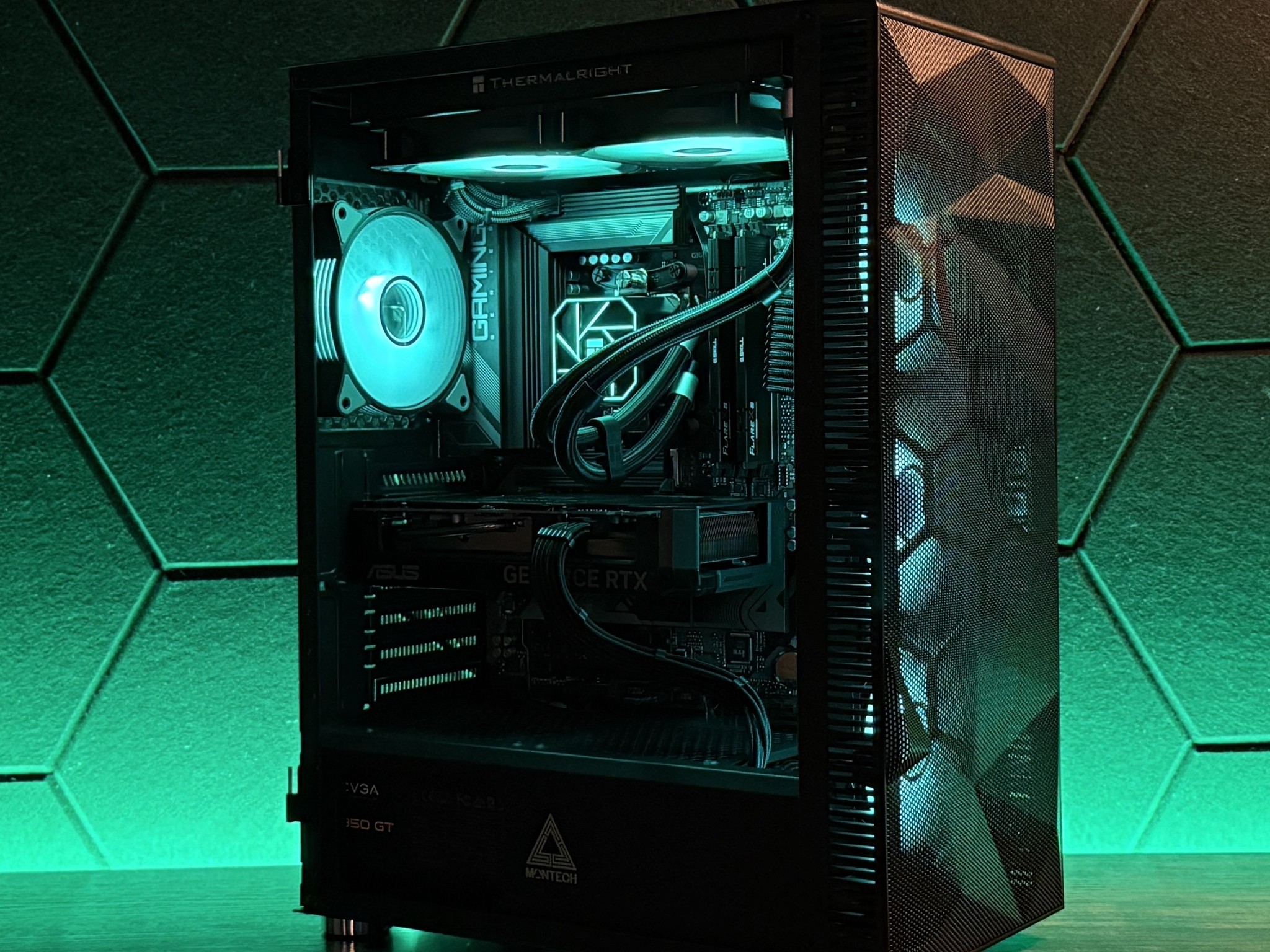 ❇️Emerald❇️ RTX 4070 Super / AMD R7 7700X / 1TB NVME / 32GB DDR5 RAM / 240 AIO / Windows 11 Pro