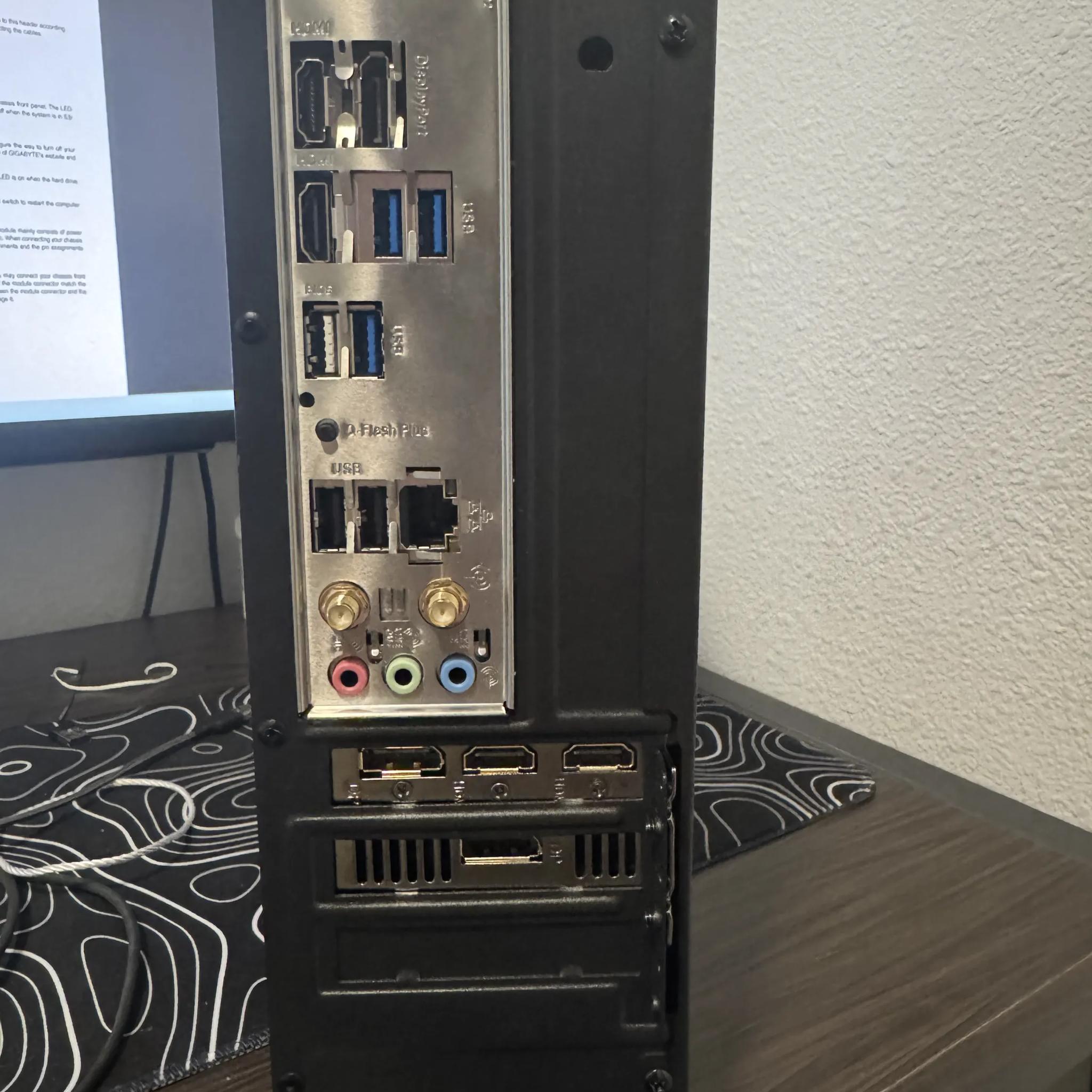 SFF 7.3L ITX PC 1080p Beast Ryzen 7 5700x3d + RTX 4060 OC + DDR4 32GB RAM 3200MHz