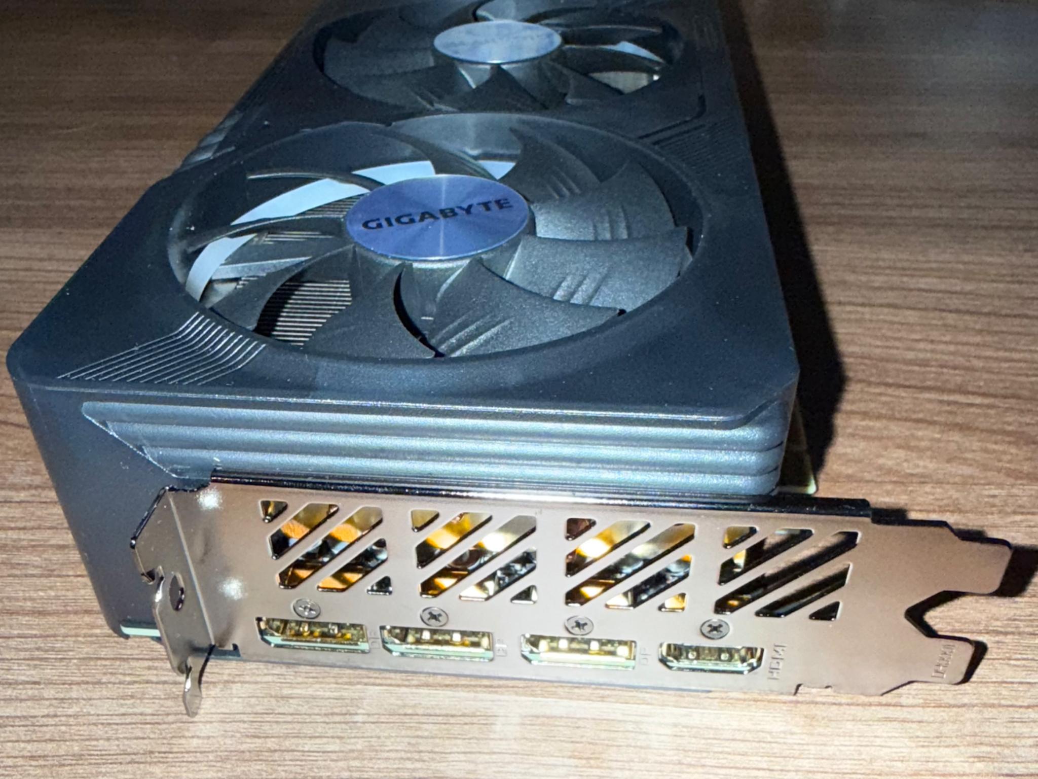 Gigabyte GeForce RTX 4070 ti super gaming OC Graphics card