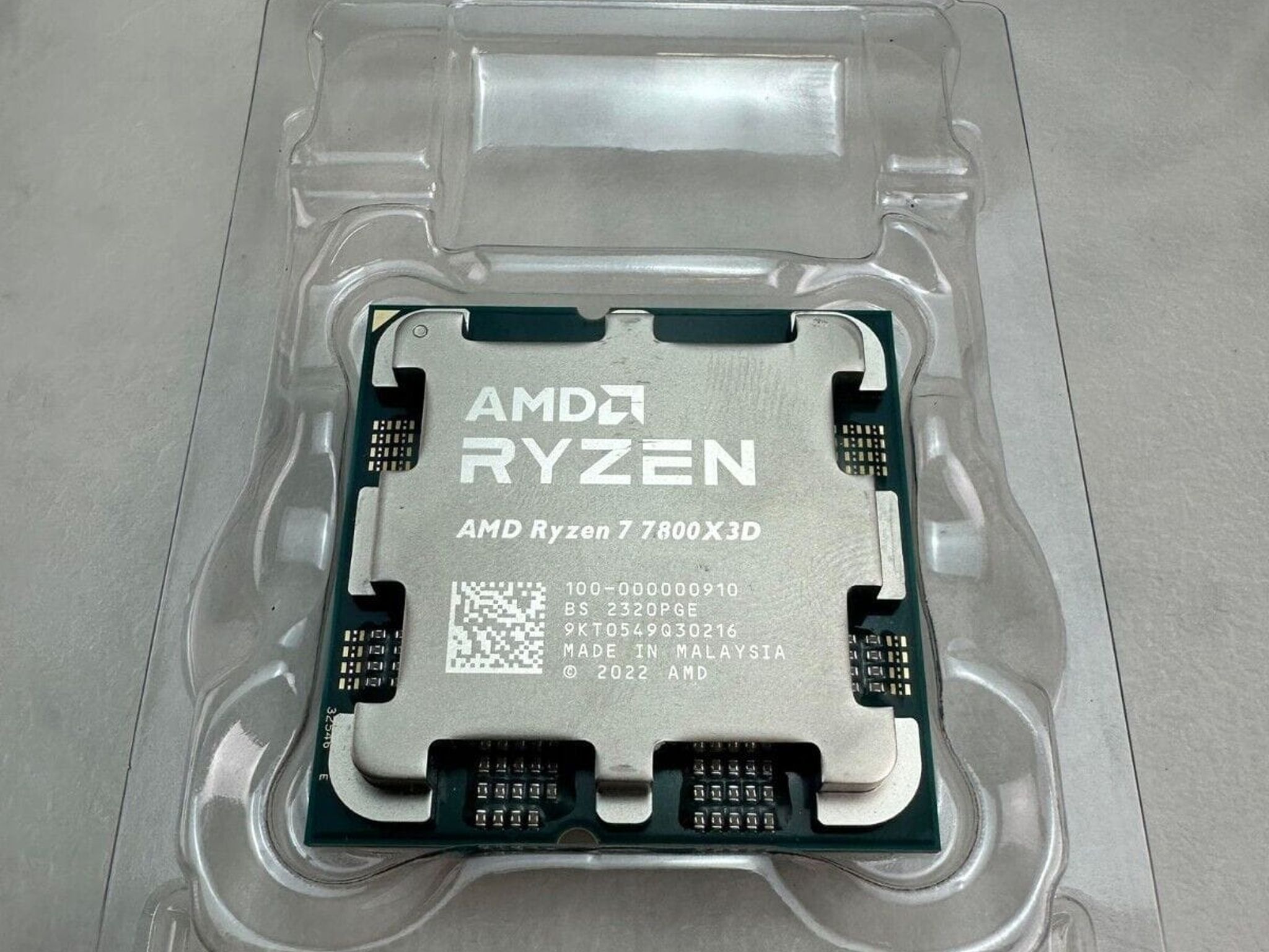 AMD Ryzen 7 7800X3D