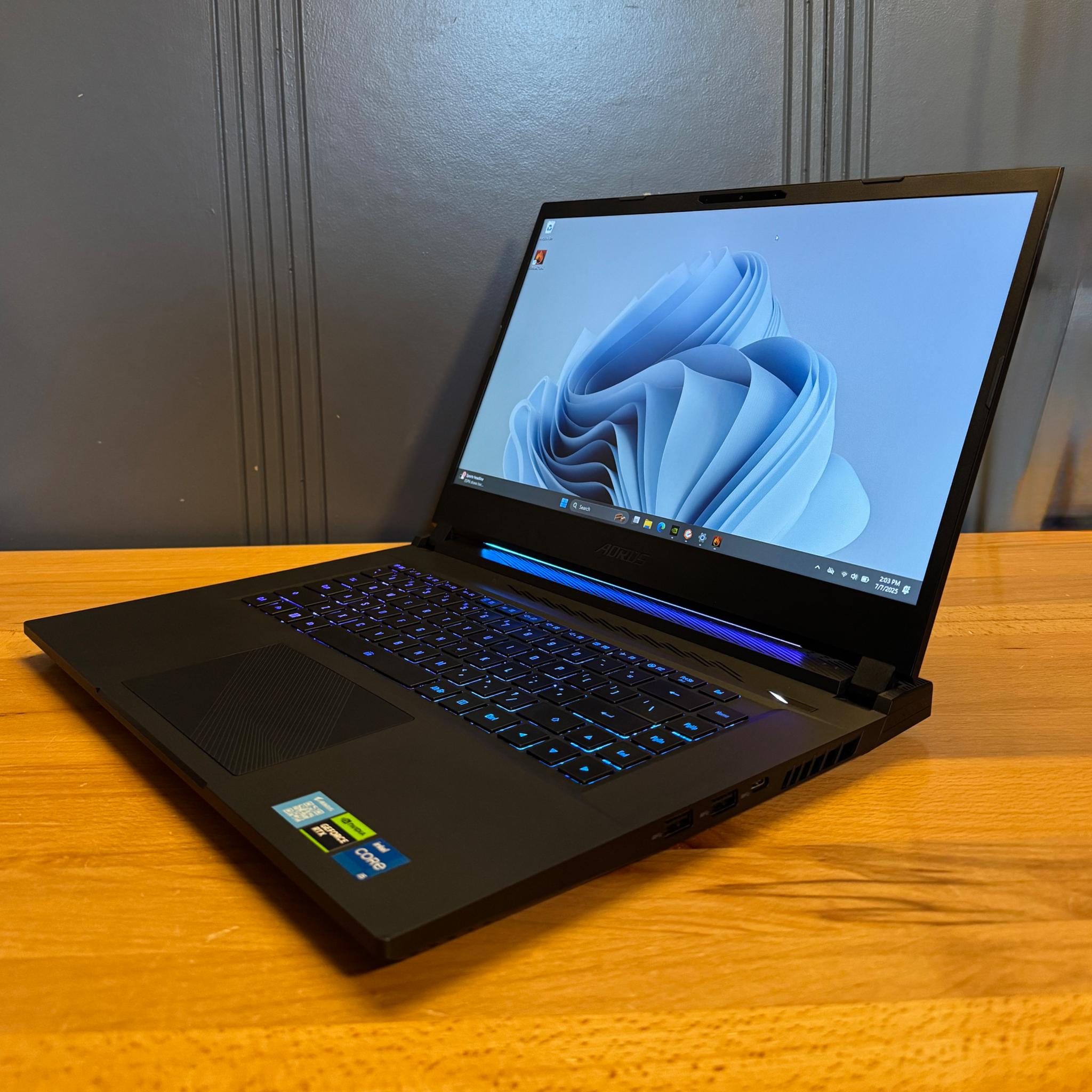 💻 Aorus Laptop | Intel 13500H, RTX 4050, 32GB DDR5, 2.5TB SSD,