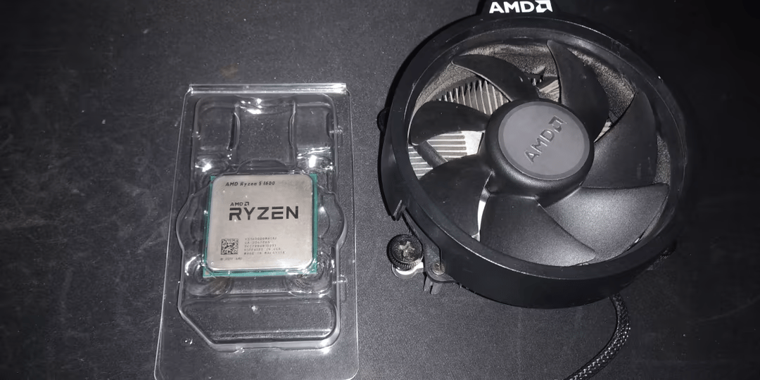 AMD Ryzen 5 1600 65W AM4 Processor with Wraith Stealth Cooler