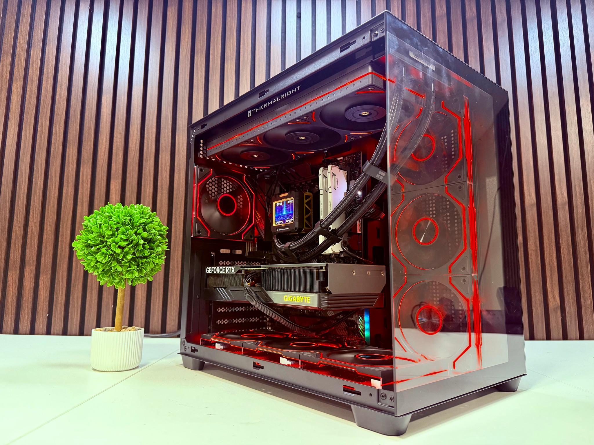 4070 Super | Ryzen 7 5800xt | 32GB DDR4 | 1TB M.2 | 850 W Gold PSU | Windows 11 Pro