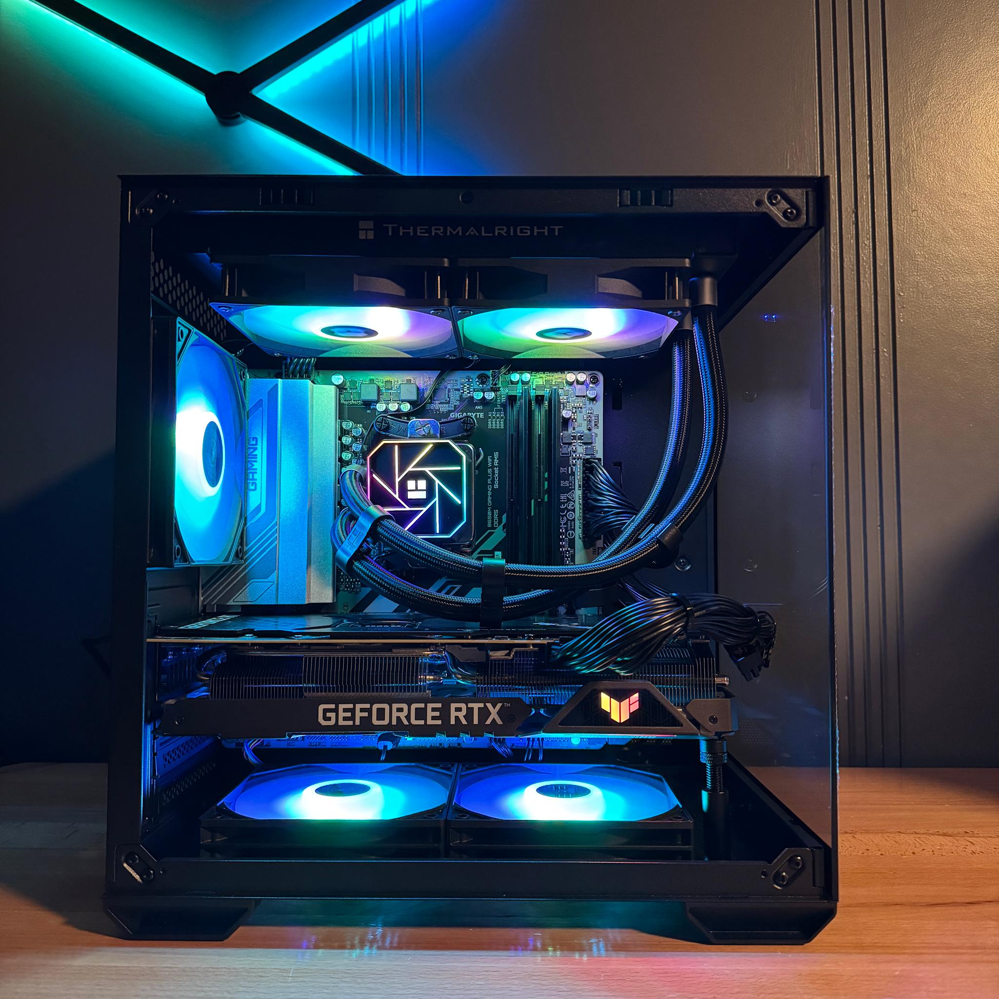 👨‍🚀Ryzen 7600X | RTX 3080 Ti | 32GB DDR5 | 1TB SSD | 850W PSU