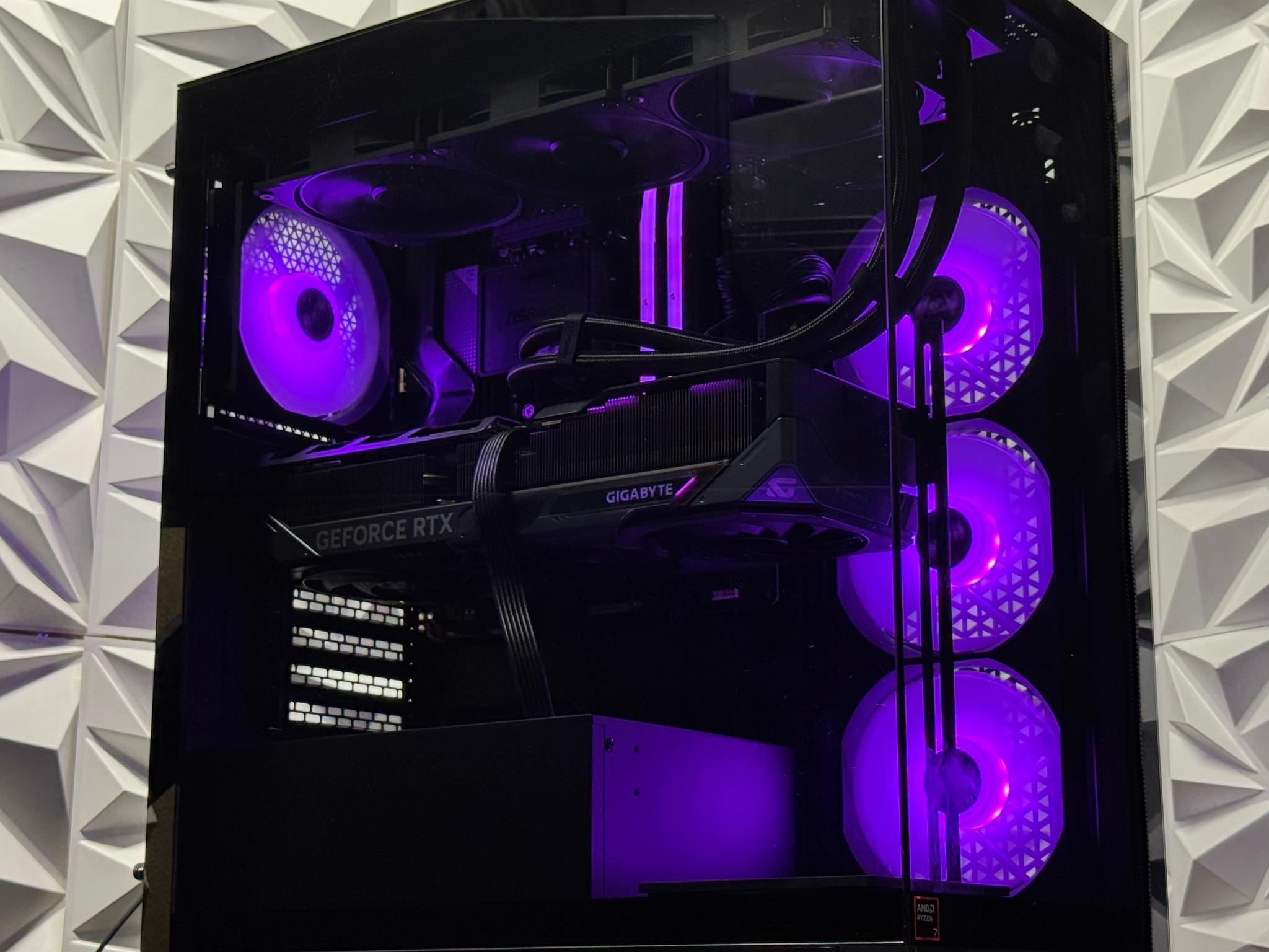 RTX 5070 Ti / Ryzen 7 9850X3D / 64GB DDR5 / Streaming / Gaming / Ai / Video editing / Multitasking