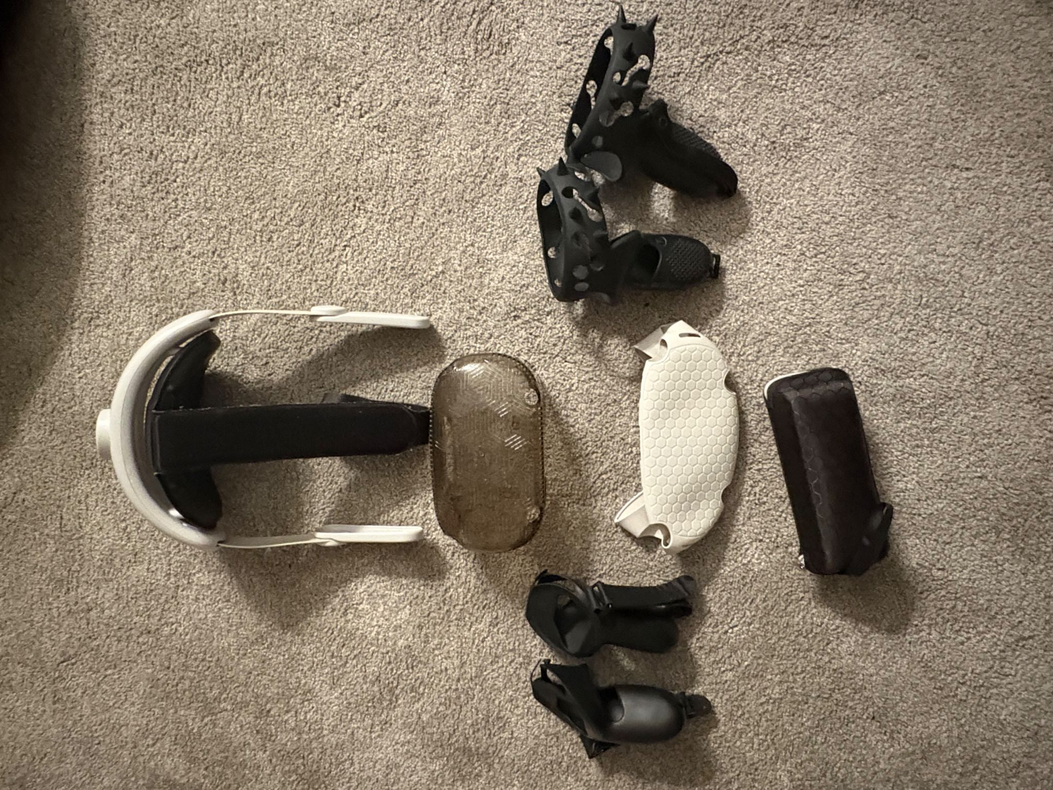 Meta (Oculus) Quest 2 with accessories
