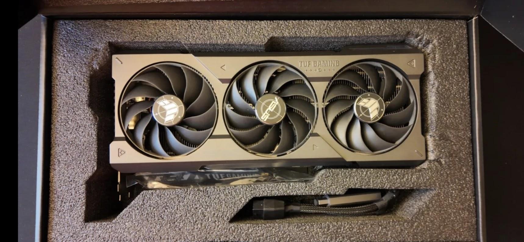 ASUS TUF Gaming NVIDIA GeForce RTX 4070Ti SUPER OC 16GB GDDR6X