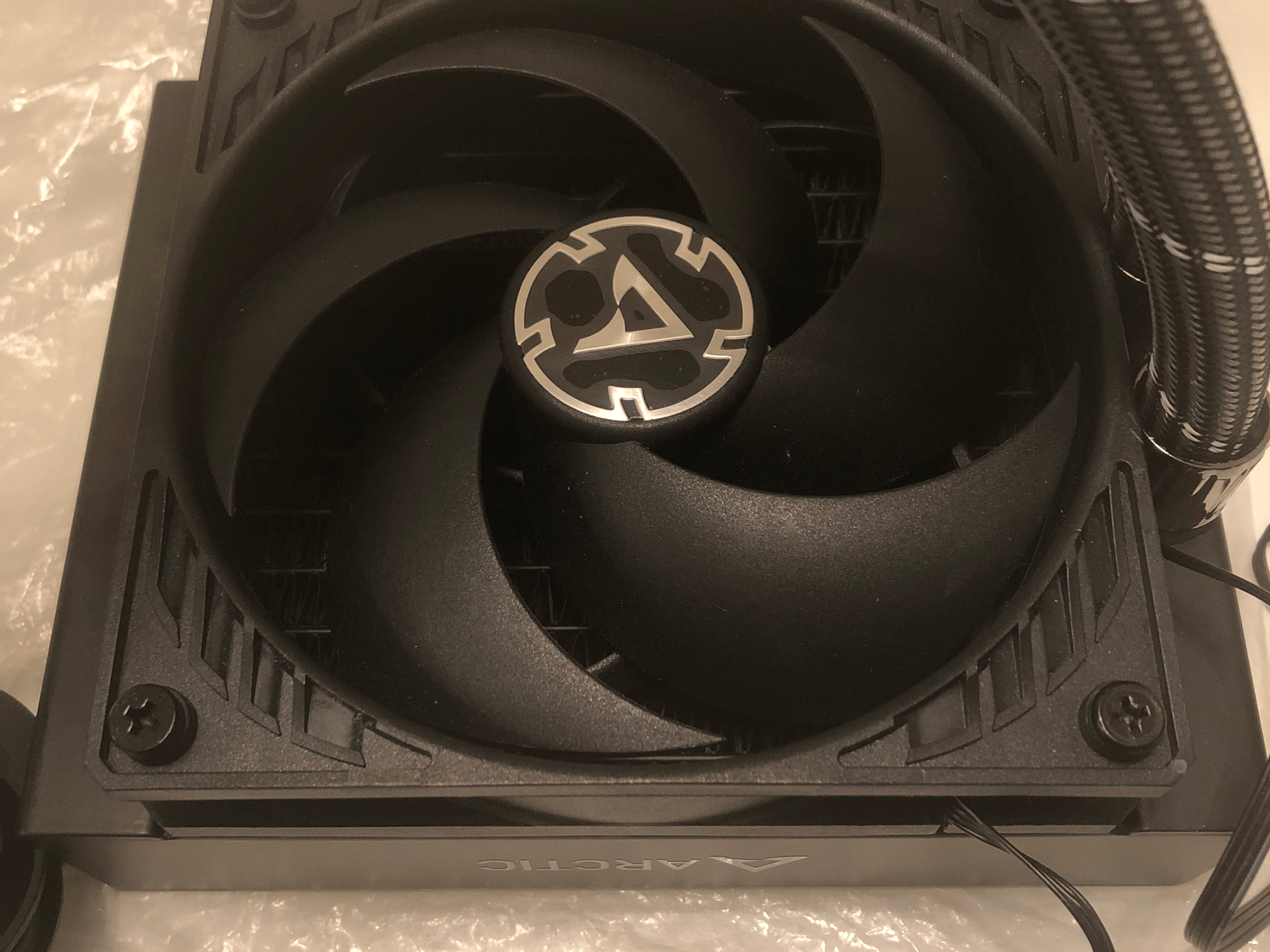 ***Like New*** ARCTIC Liquid Freezer II 120mm CPU Cooler