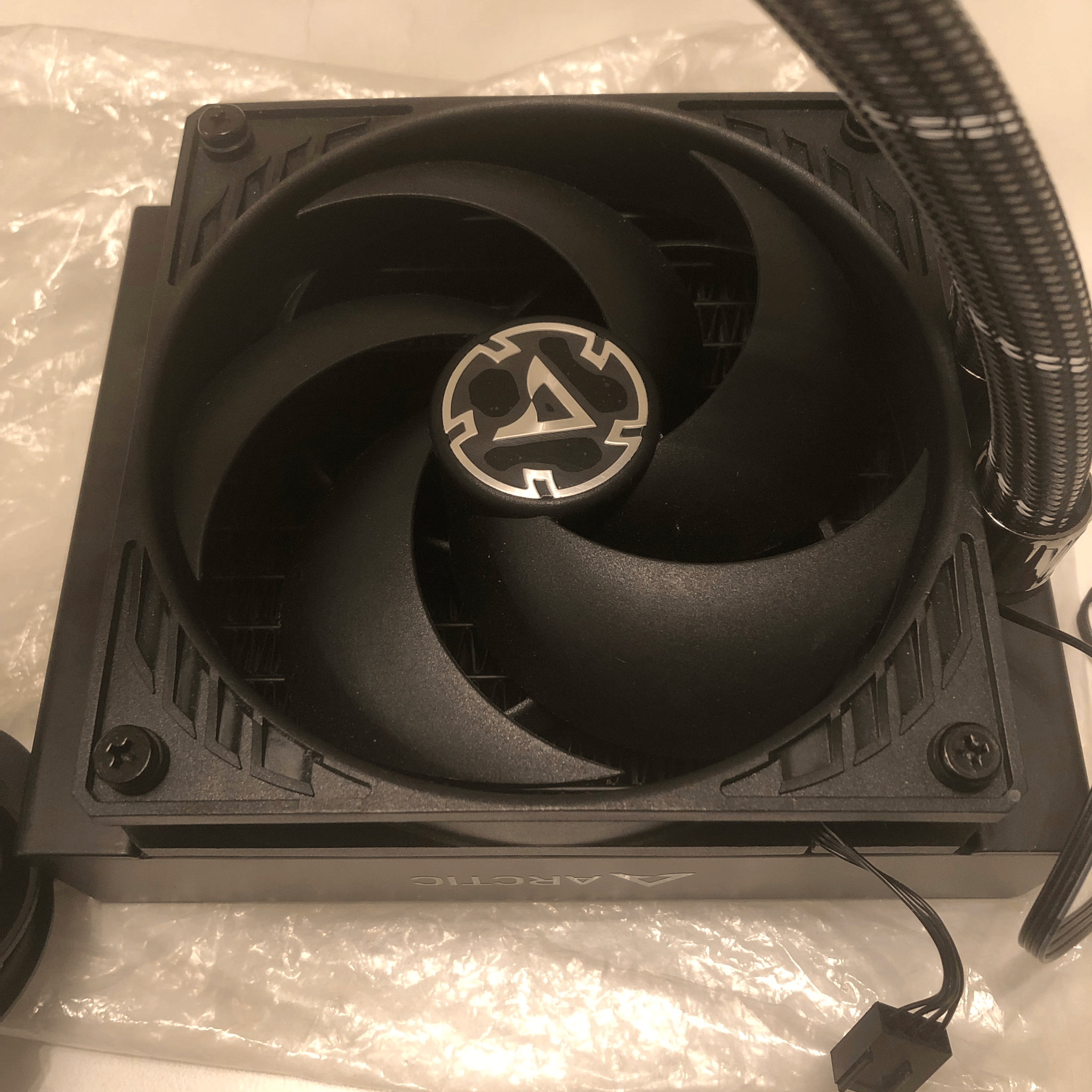***Like New*** ARCTIC Liquid Freezer II 120mm CPU Cooler