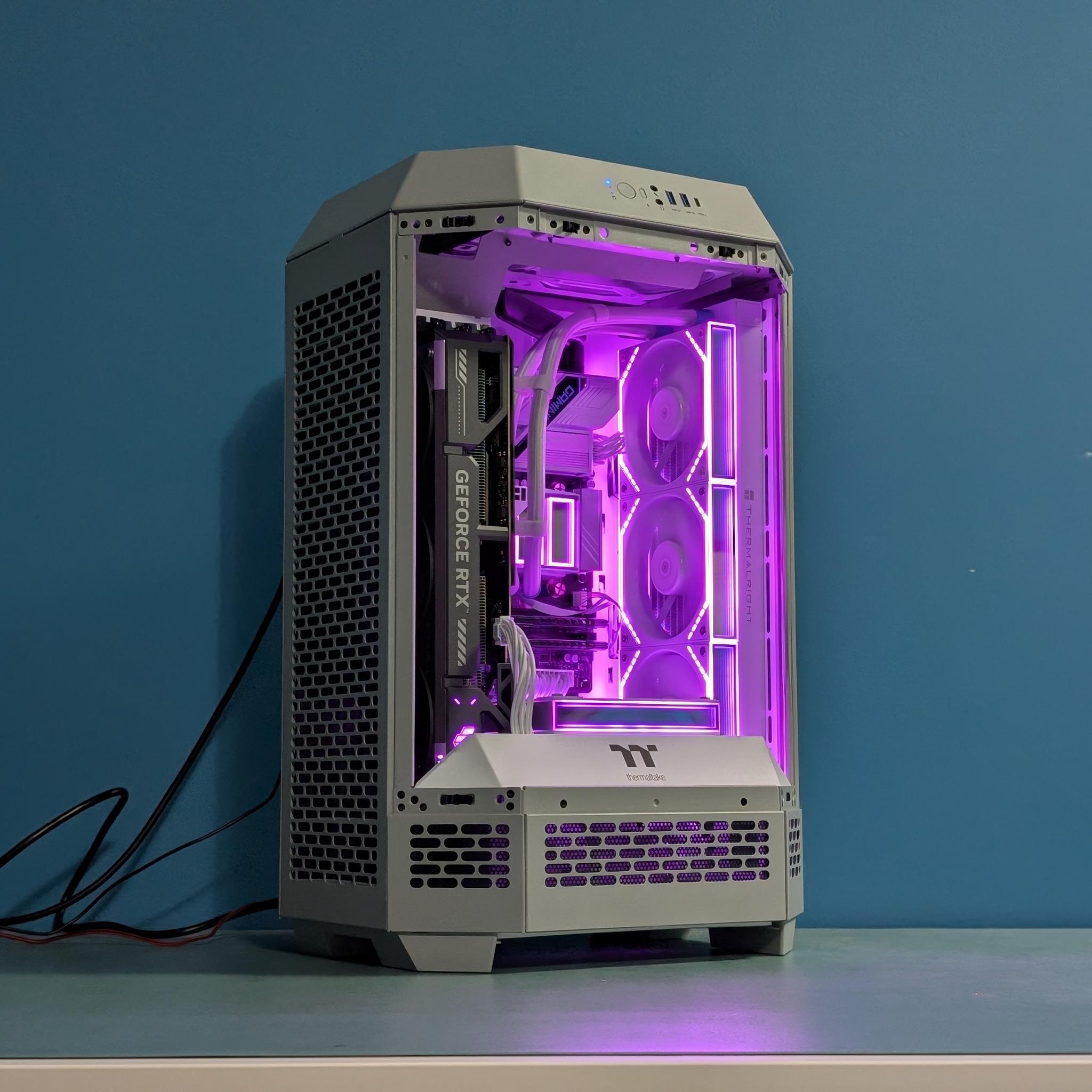 The Sci-Fi Powerhouse: RTX 5070 / i5-14600K / Tower 300 Limestone Edition