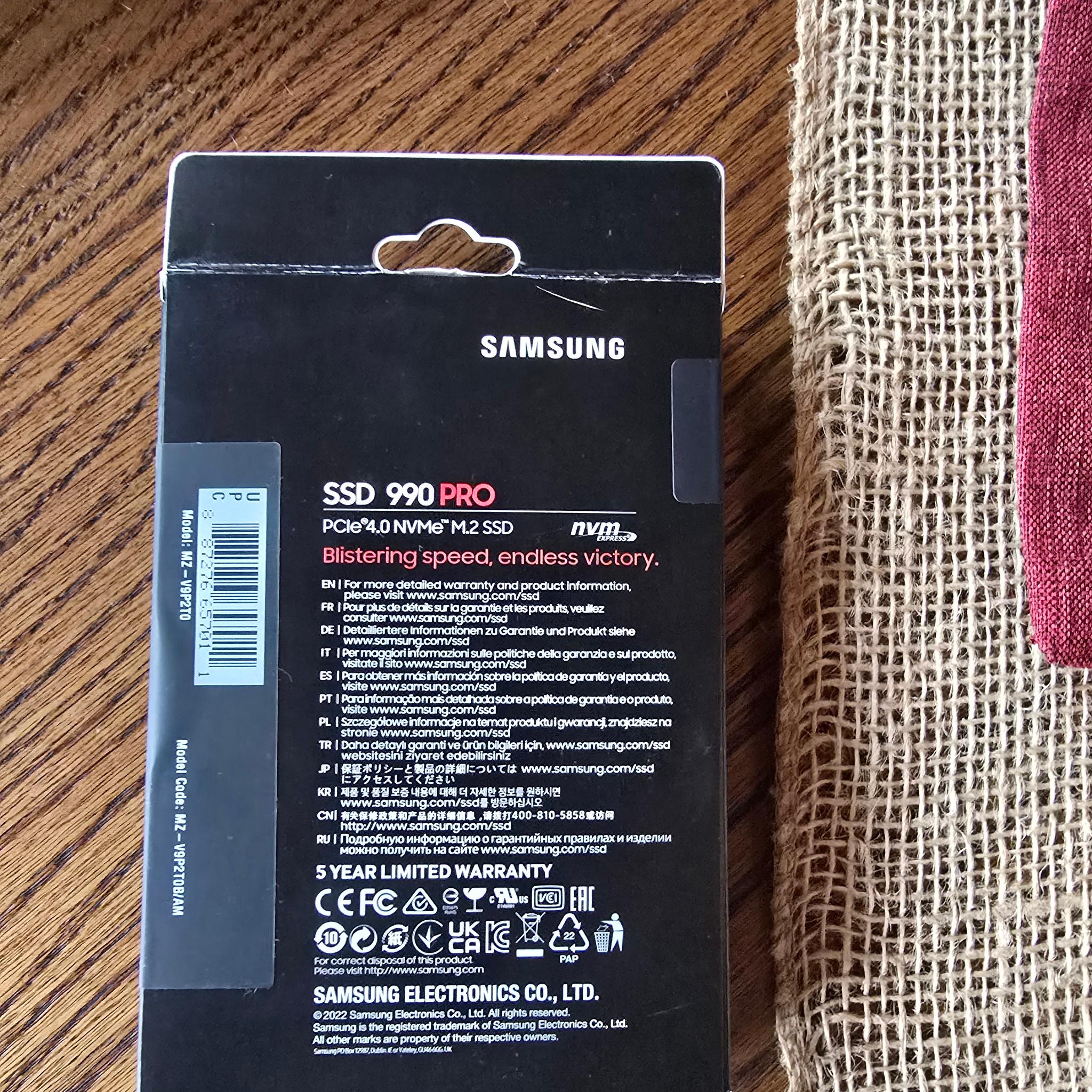 Samsung 990 PRO SSD 2TB NVMe M.2 PCIe Gen4 2280 Internal Solid State Hard Drive Speeds 7,450 MB/s