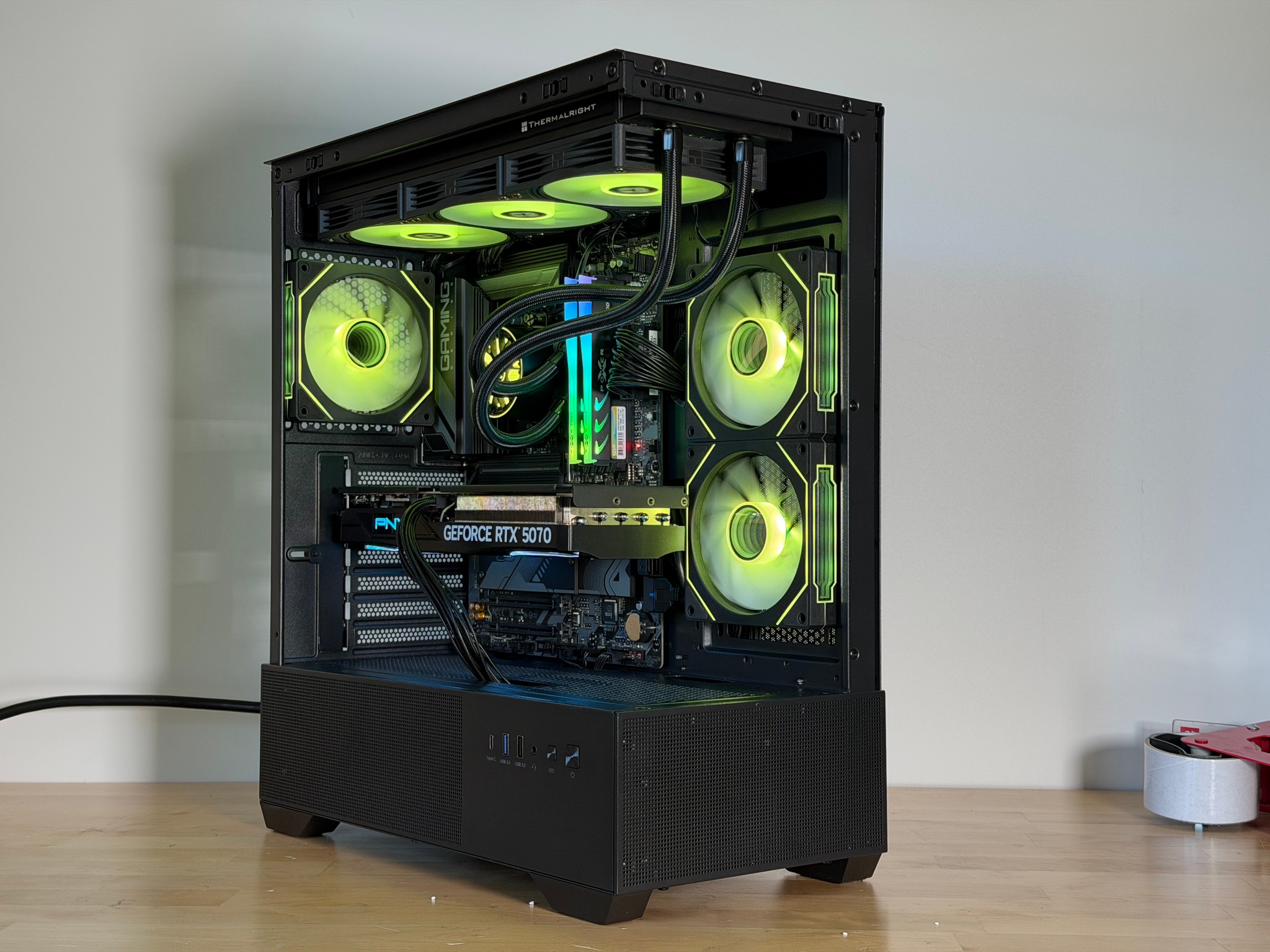 RTX 5070 Ryzen 5 7600x Gaming PC