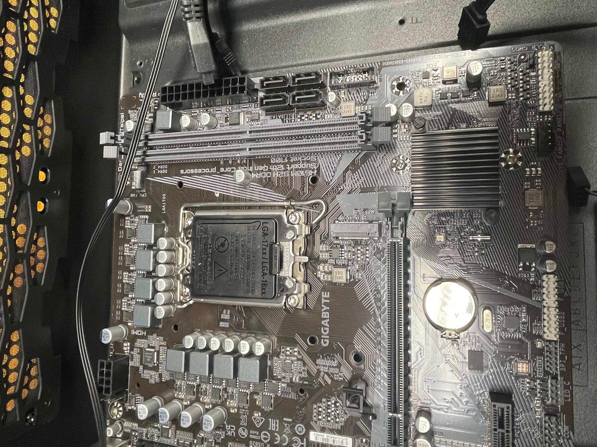 Gigabyte H610m w/ 16gb DDR4