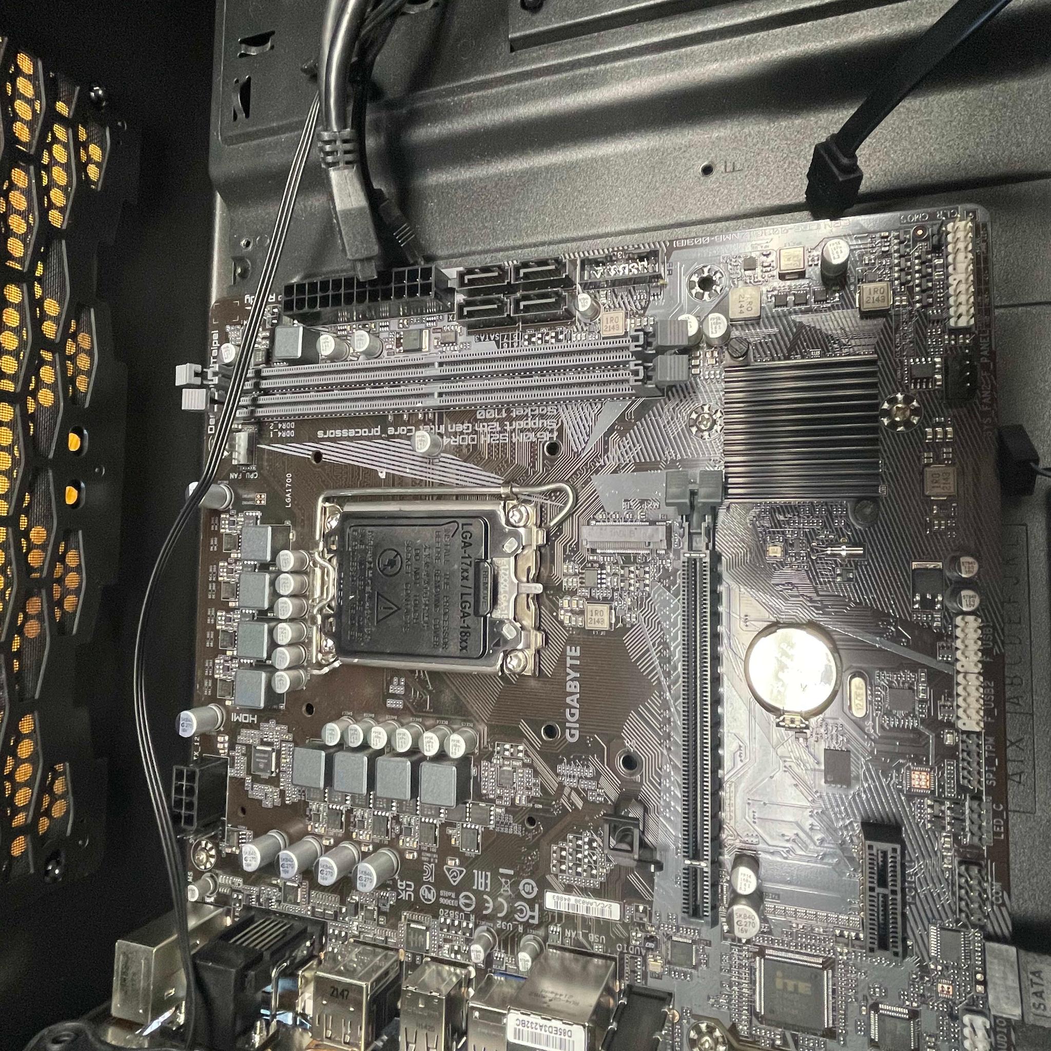 Gigabyte H610m w/ 16gb DDR4