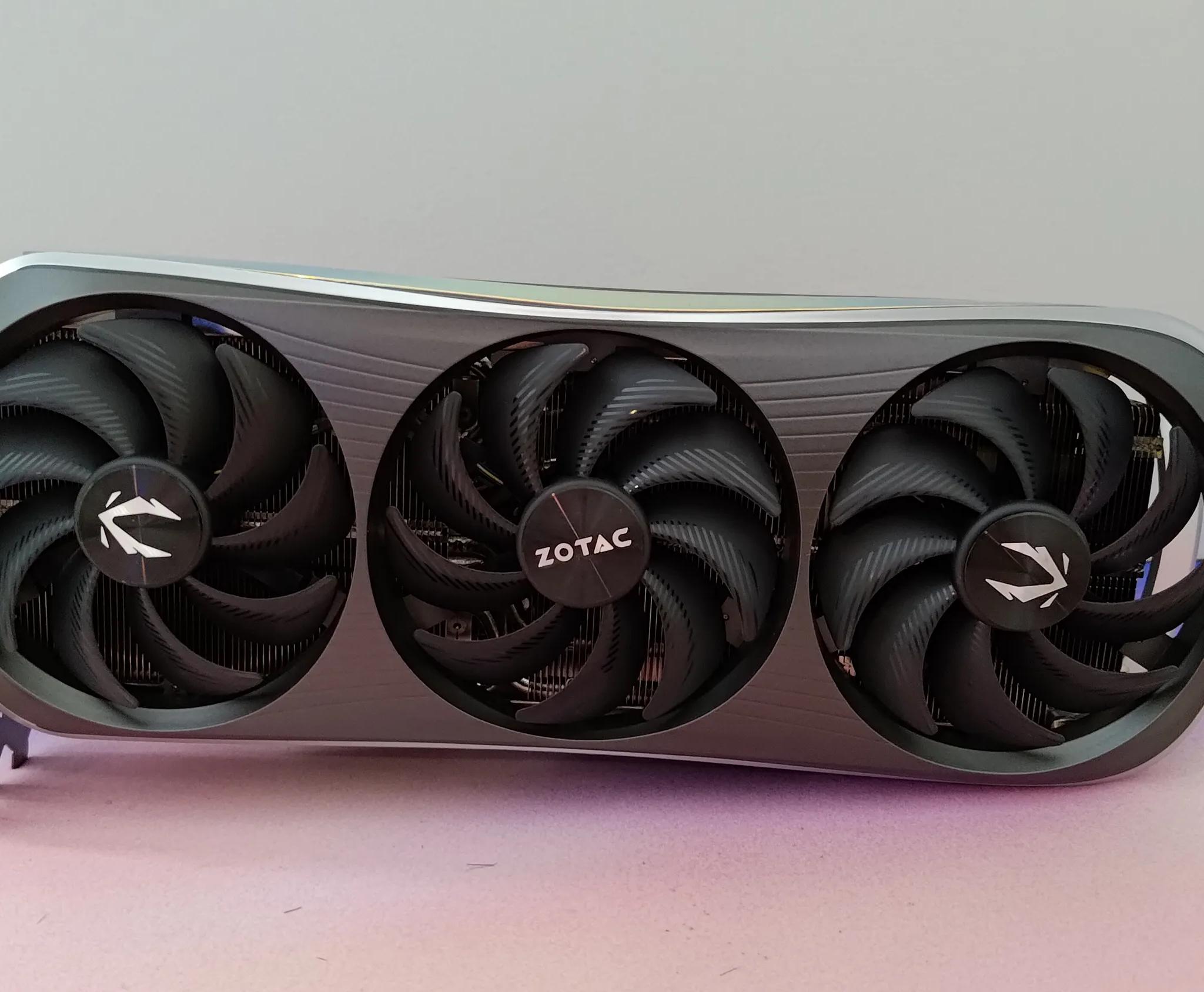 Zotac Amp Extreme RTX 4080