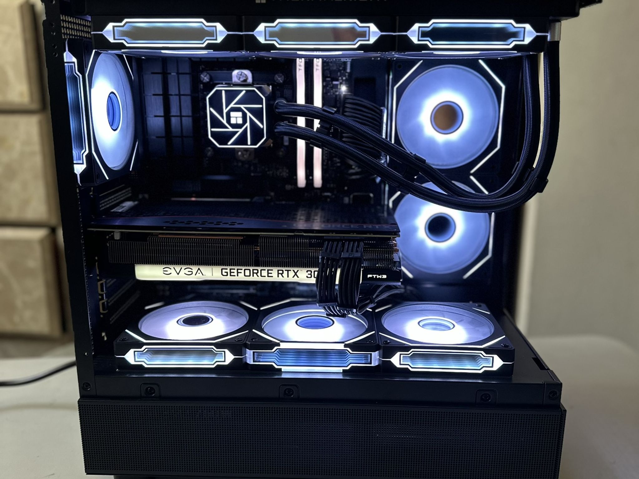 Gaming PC | Intel i7 12700KF | RTX 3070 | 1TB NVME | 32GB RAM