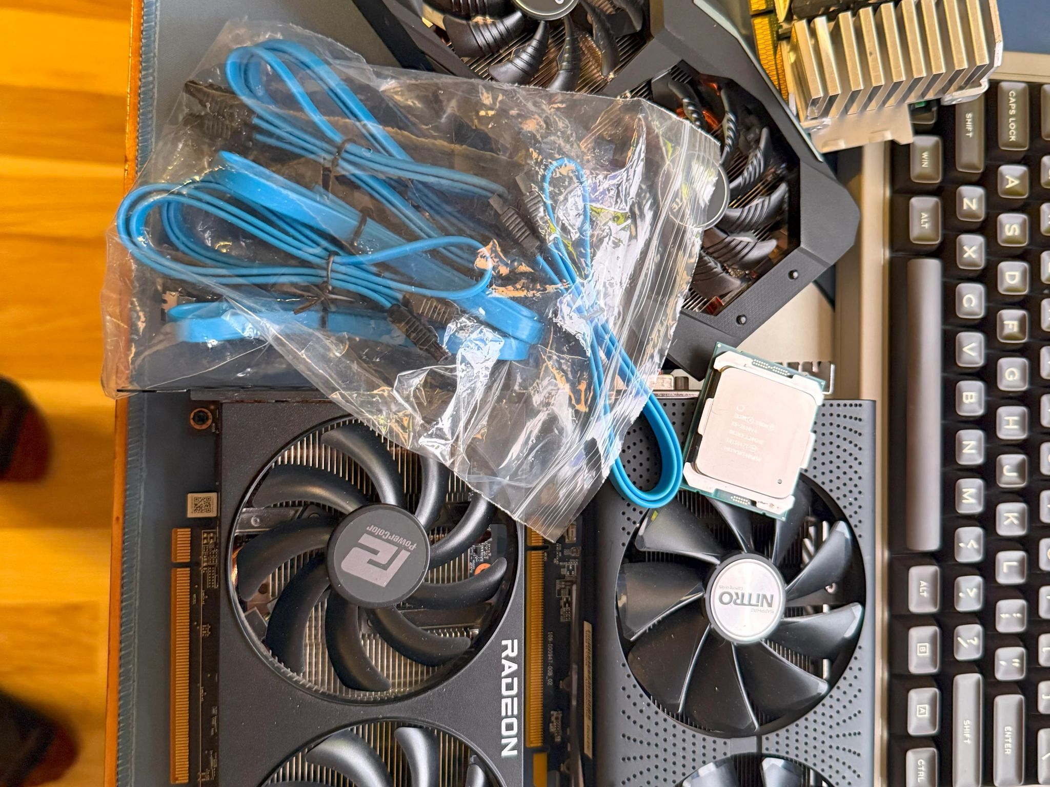 GPU Fort Stacking Kit! At least 3 GPUs you can stack and play games with!