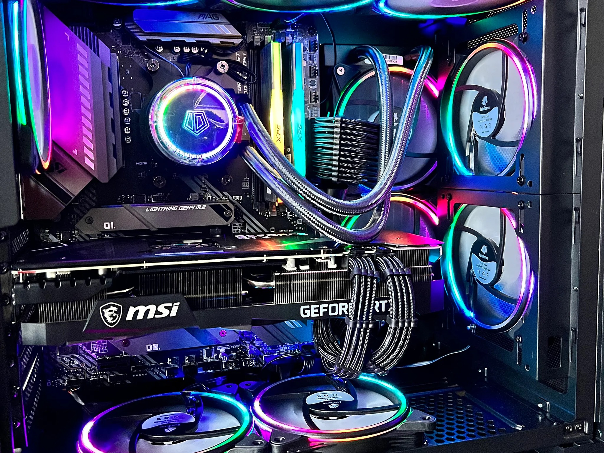 Ryzen 7 5800X3D | RTX 3080 | Pro Gamer
