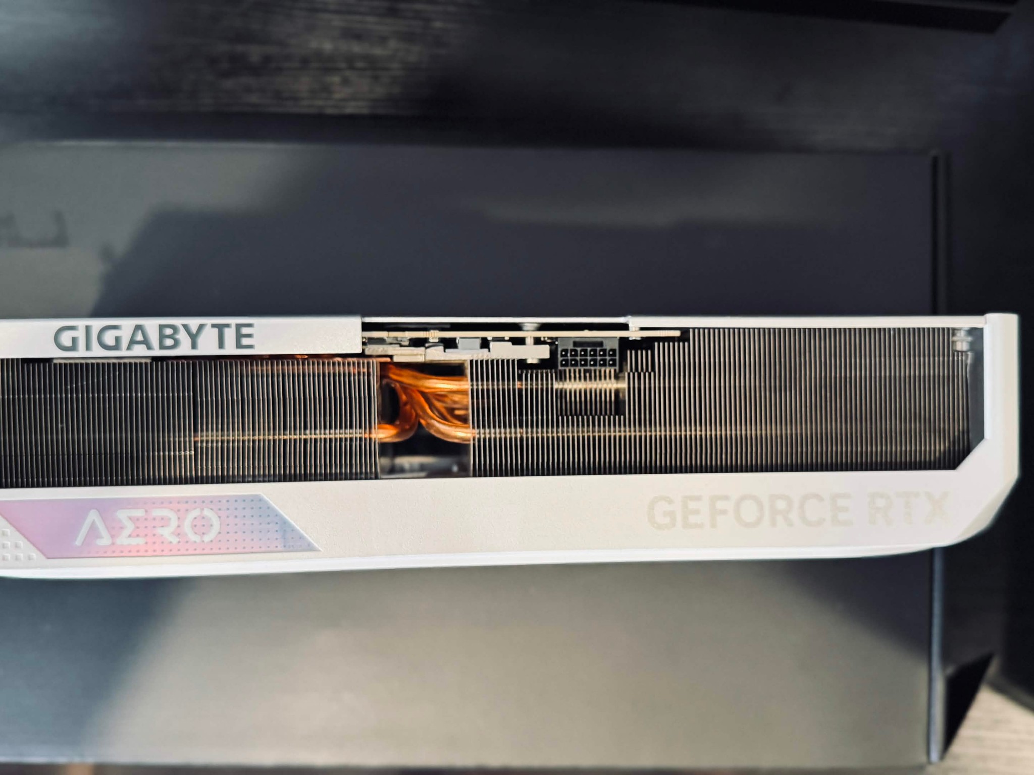 GIGABYTE AERO OC GeForce RTX 4090 24GB GDDR6X Graphics card