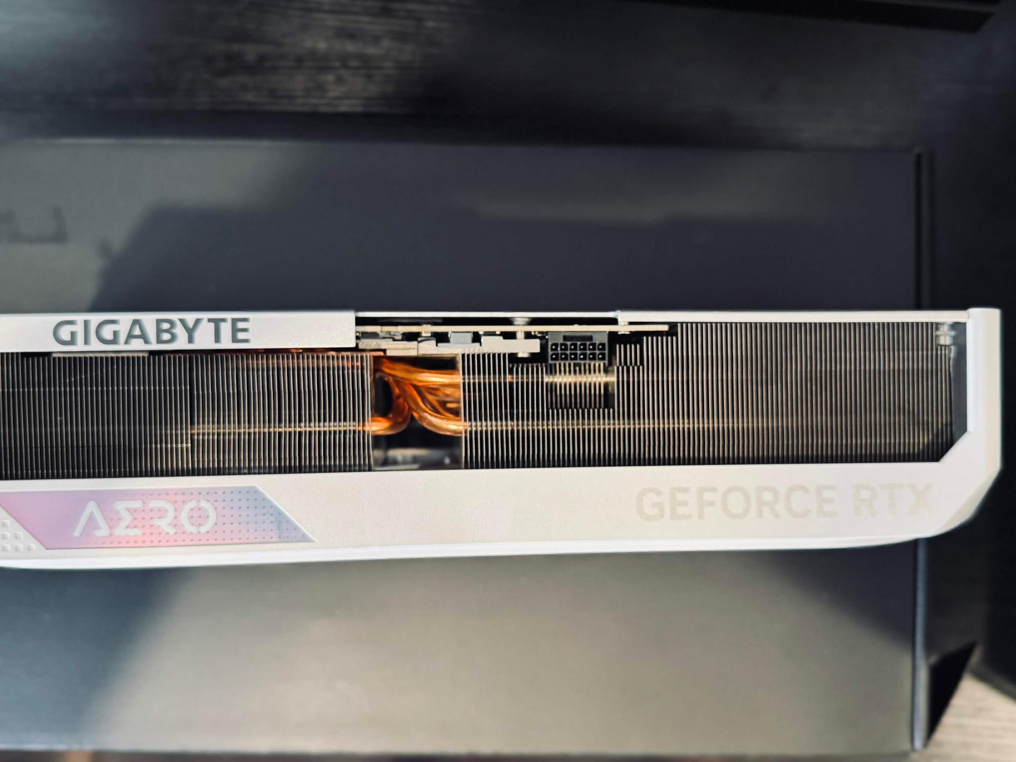 GIGABYTE AERO OC GeForce RTX 4090 - Image 4