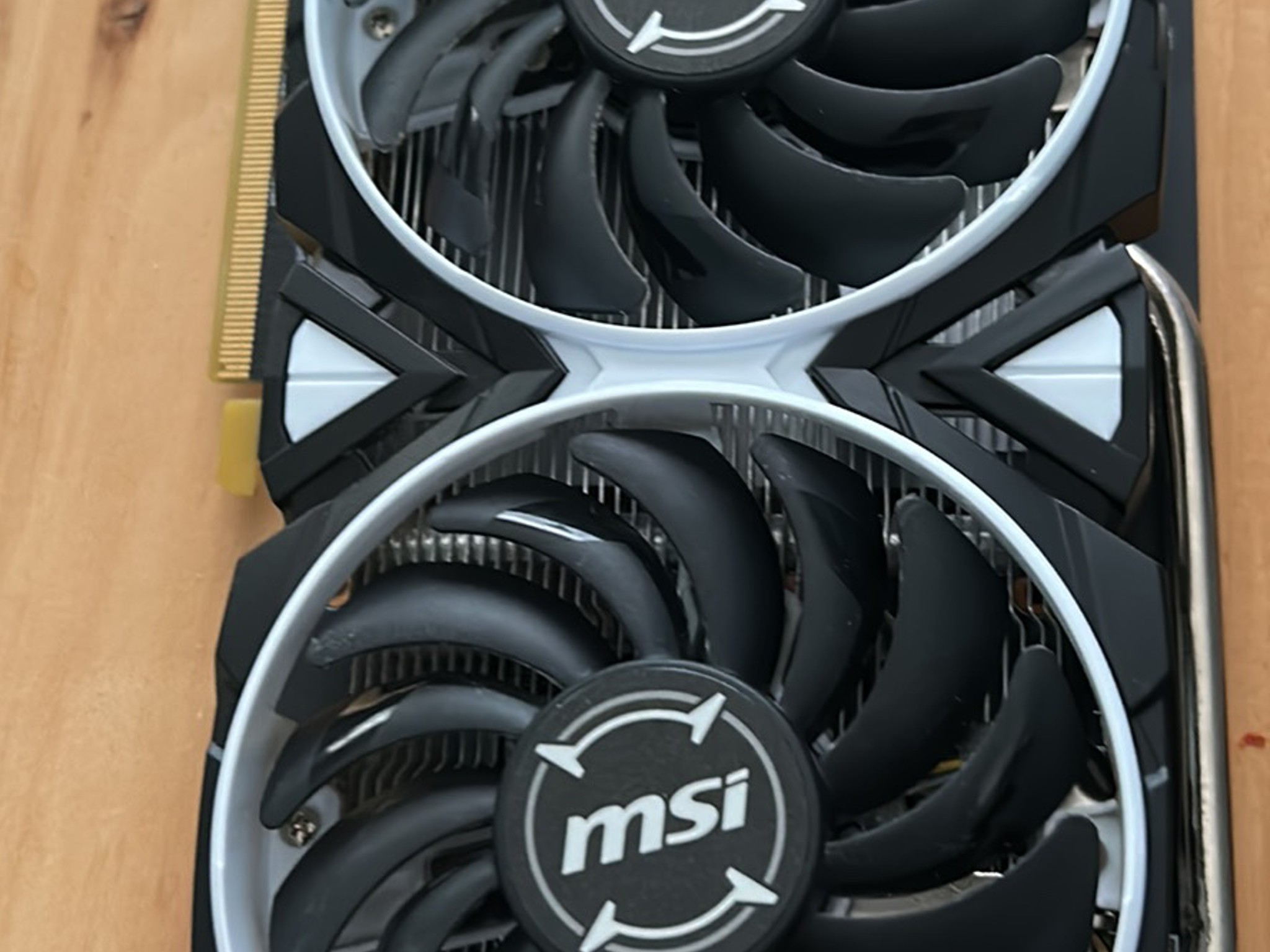 MSI armor RX580 4gb