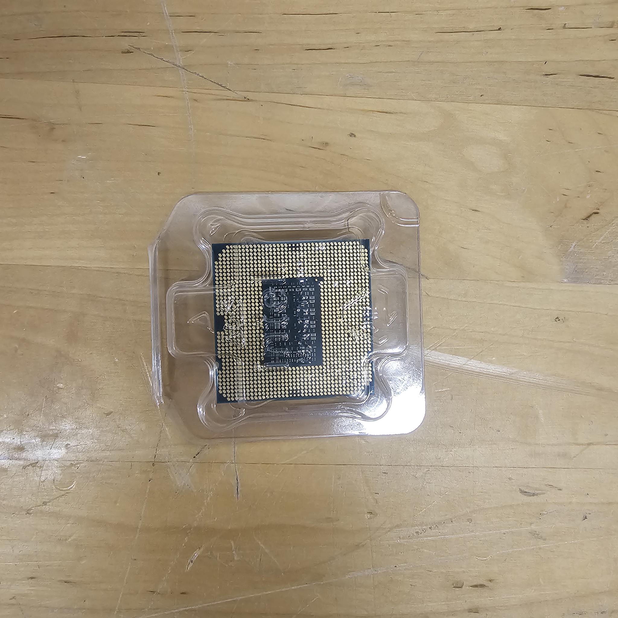 Intel i7 11700f