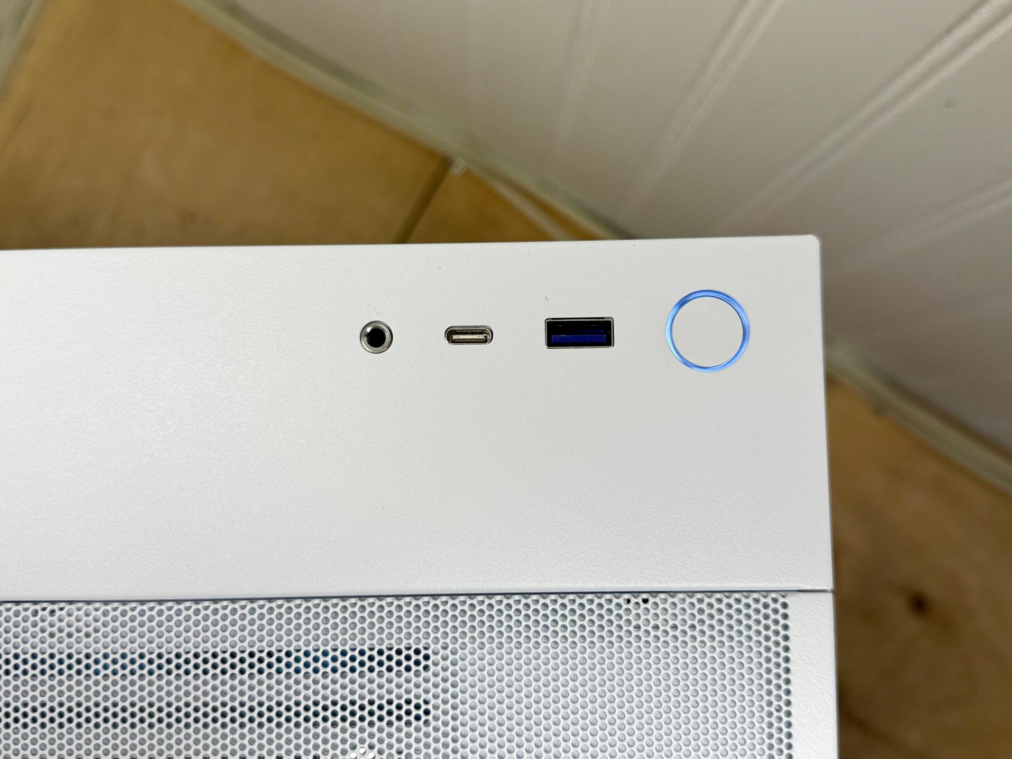🤍 Aurora Apex 4K Flagship | RTX 5080 16GB | Ryzen 7 7800X3D | 32GB DDR5/2 tb nvme 3tb hdd/ 1000w