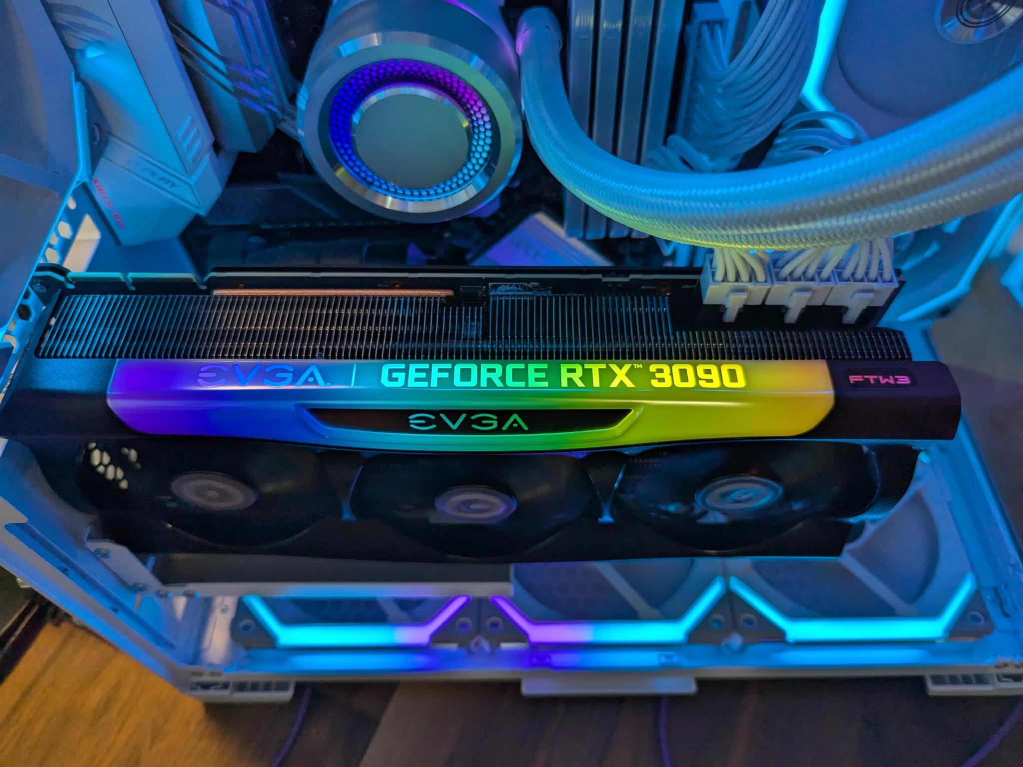 Nvidia RTX 3090 - EVGA FTW 3