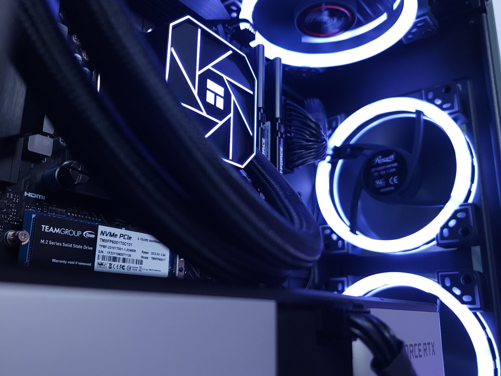 🖤🤍RTX 3060Ti | Core i5 12600KF | 16GB 3200MHz | 1TB NVMe SSD