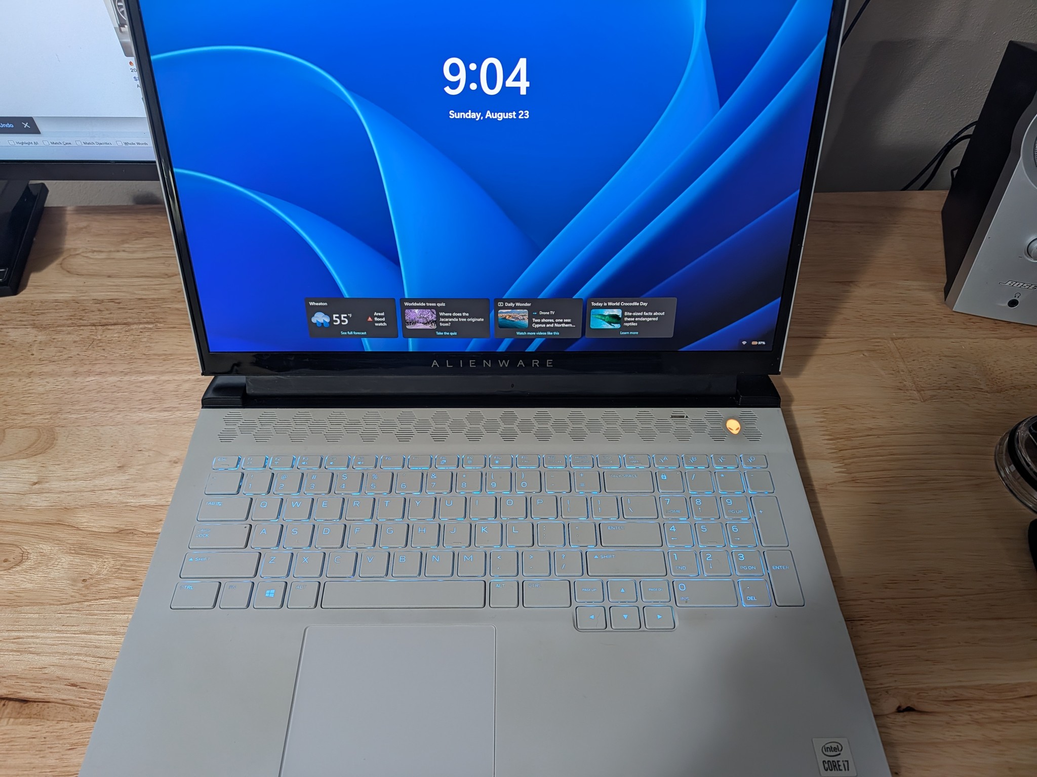 Alienware m17 R4 Laptop with NVIDIA 2070 8GB GPU, 16 GB RAM, 1TB NVMe Storage