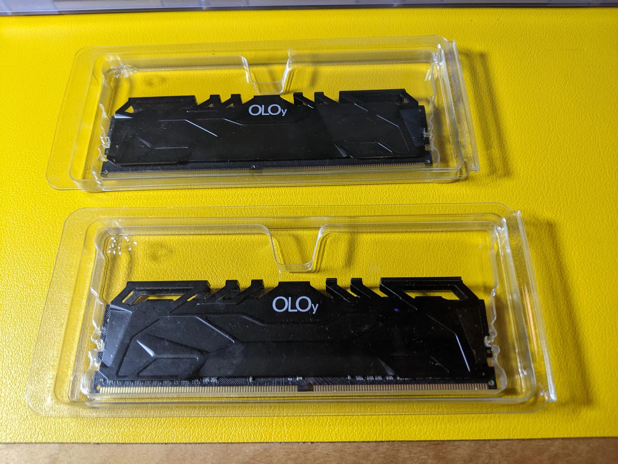 OLOy 16GB (2x8GB) RAM 3000MHz CL16