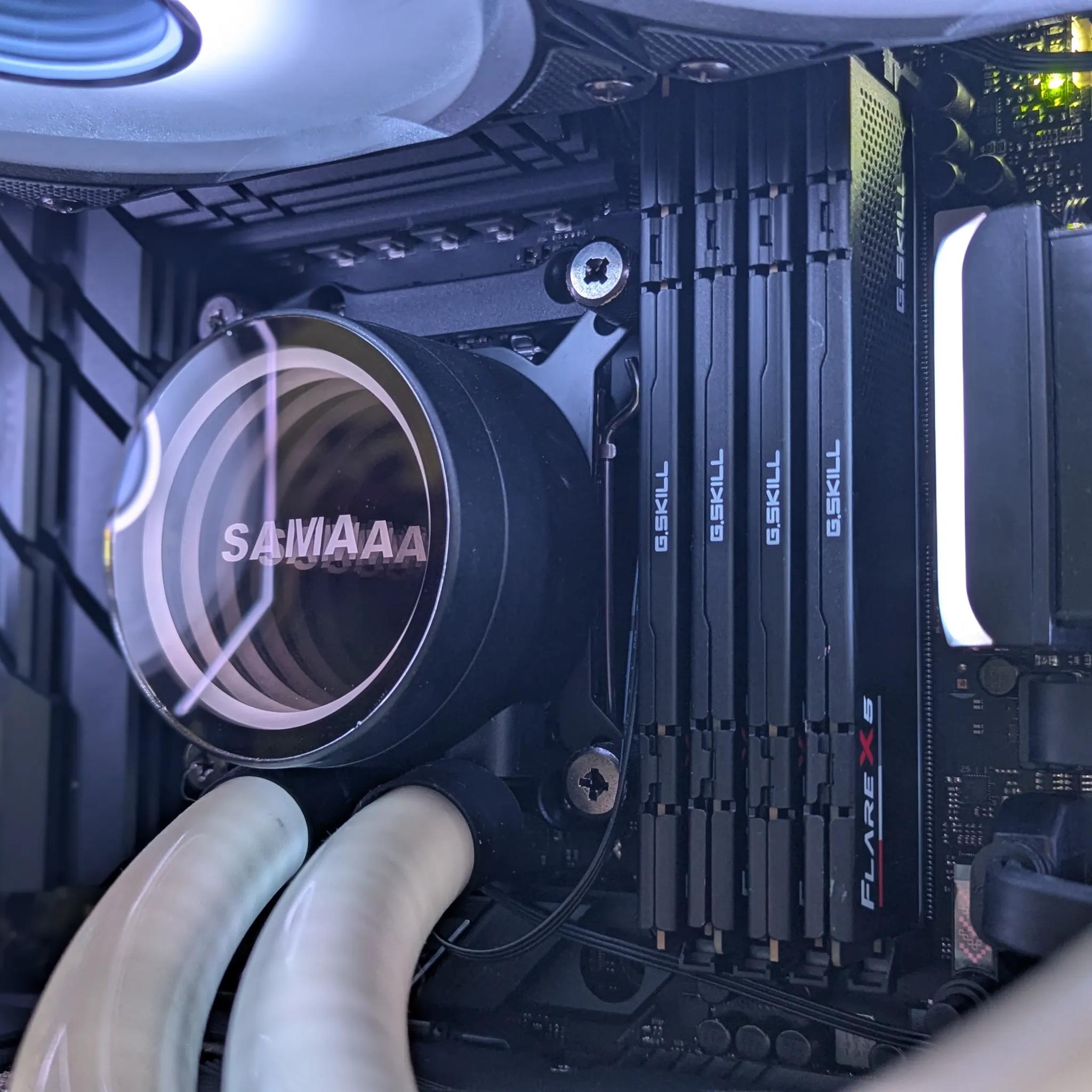 Lumina | 5080 | 7800X3D | OC Gaming Monster | 64GB DDR5 | 2TB NVMe ⚡