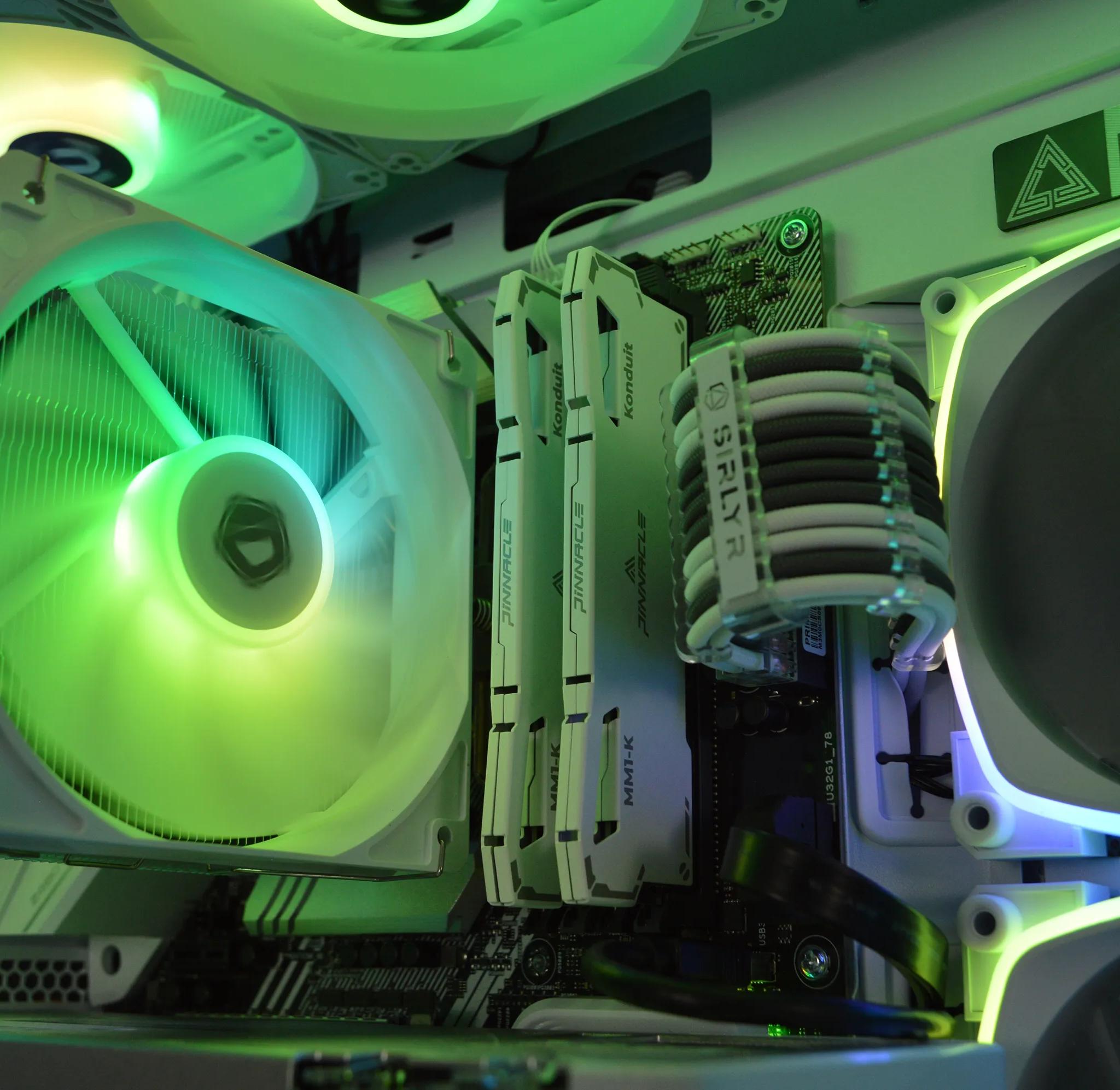 ⛈️⚡| RTX 3070 8GB| INTEL i5-10400 | 32 GB DDR4 RAM | 1TB NVME SSD | Electric Vengeance |