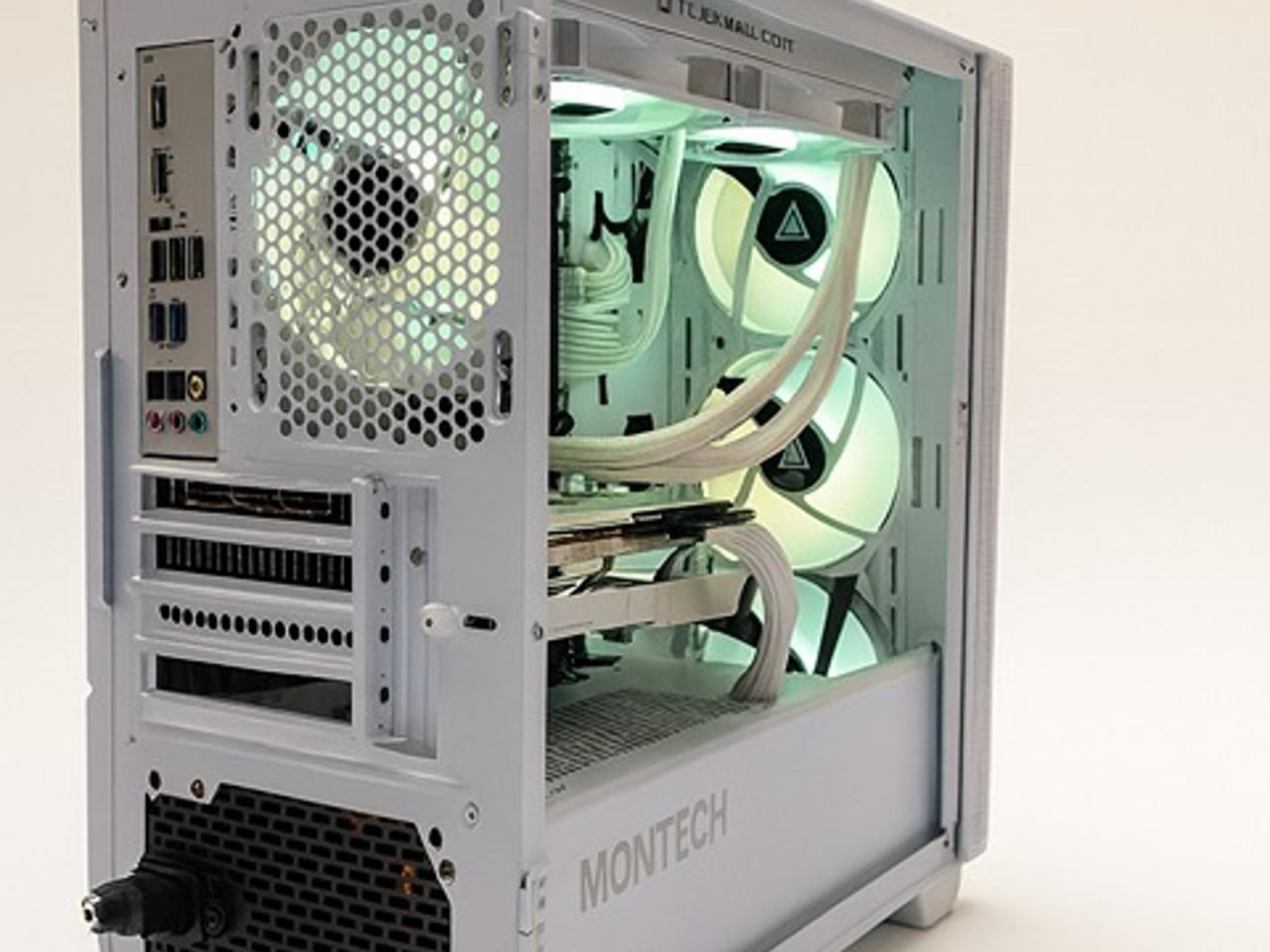 White custom gaming pc. Alemoly #0001 — High-Performance 1080p Gaming PC v1
