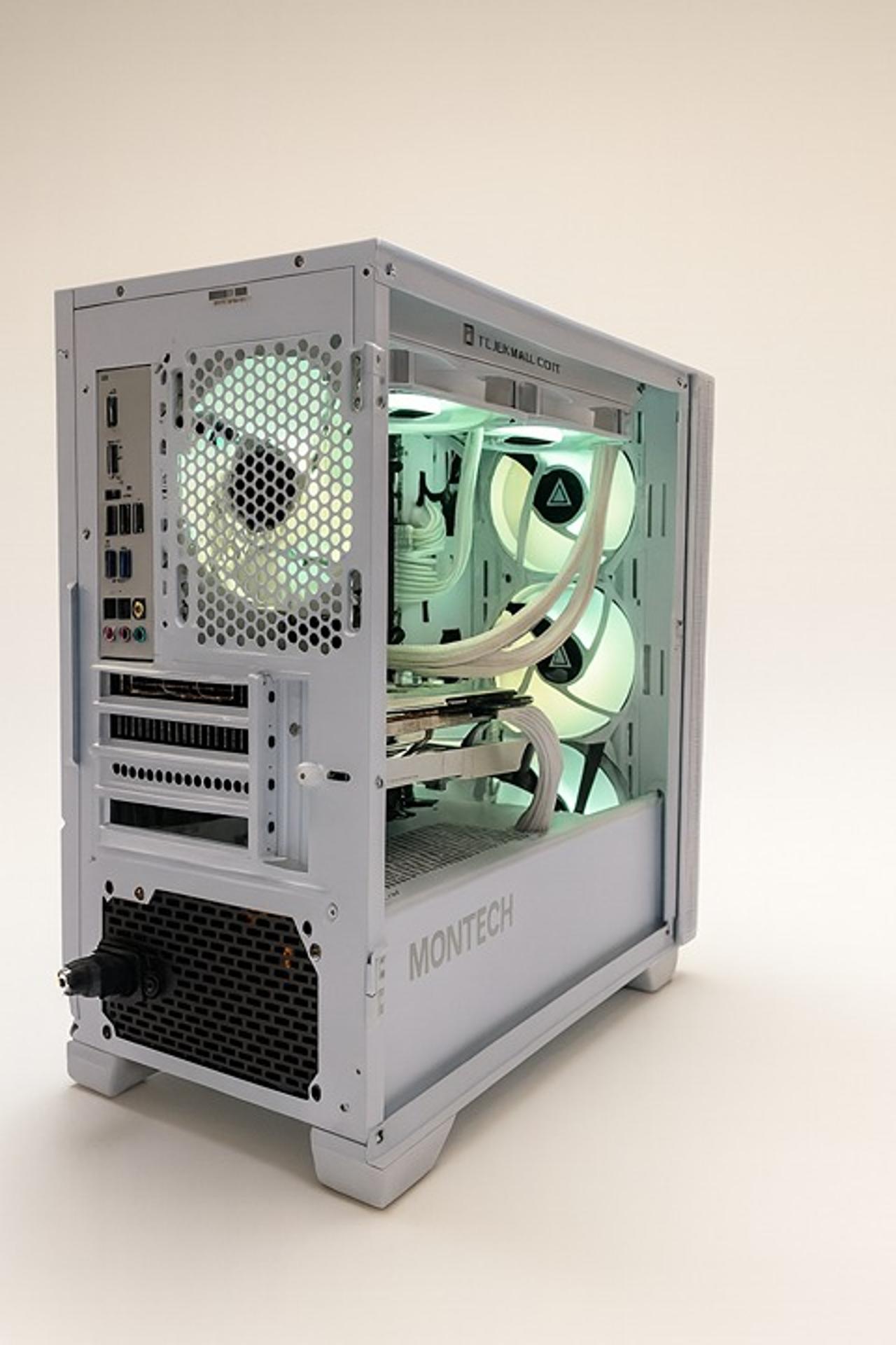 White custom gaming pc. Alemoly #0001 — High-Performance 1080p Gaming PC v1