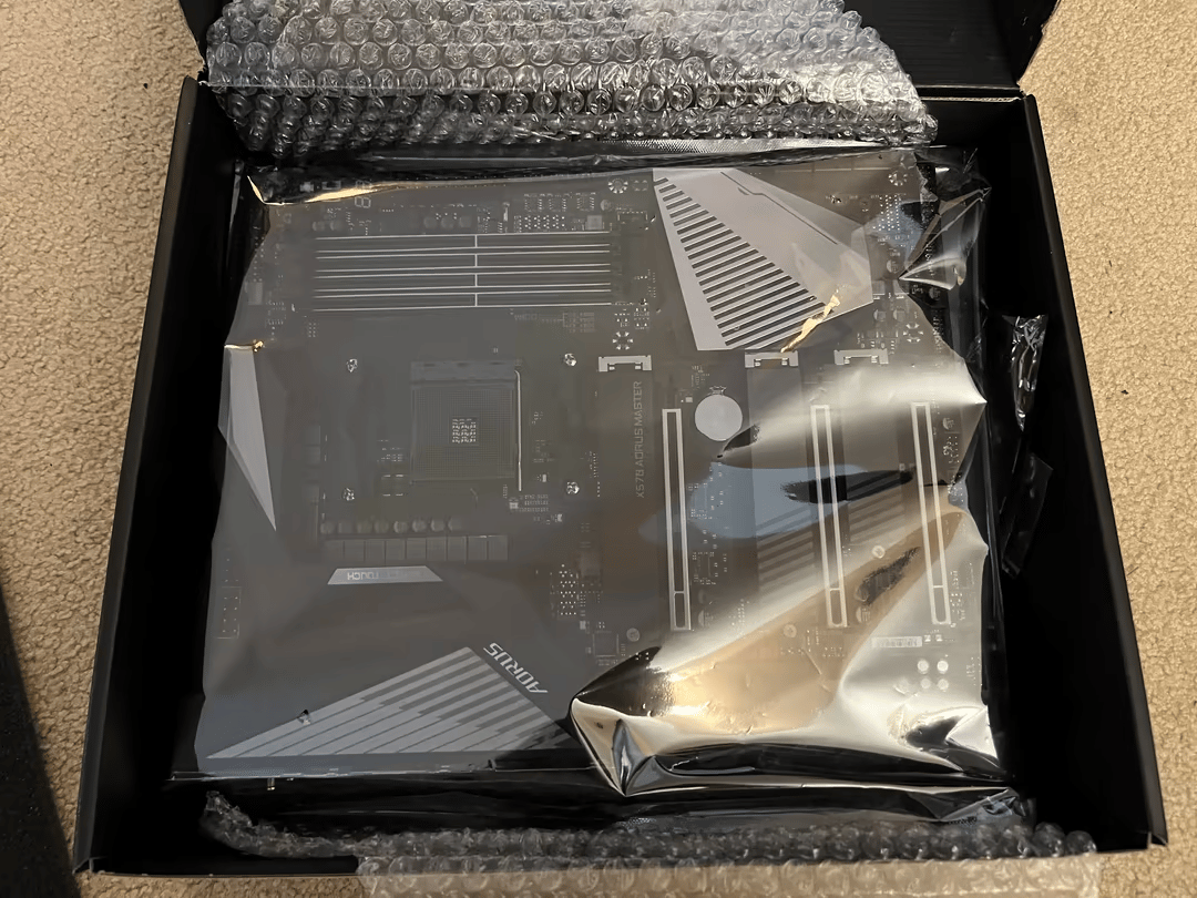 Repaired X570 Aorus Master