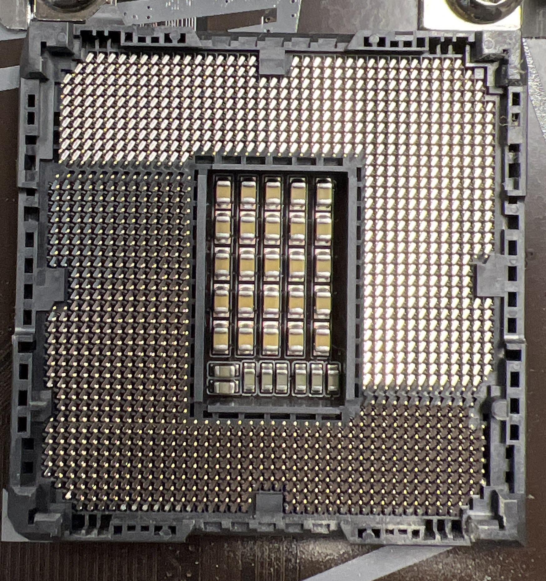 B560 DS3H AC + i5-11400F